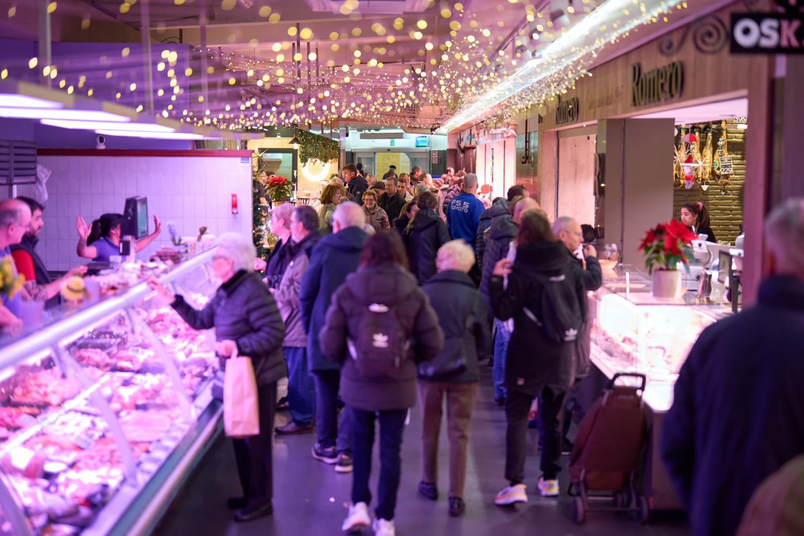 Imagen que presentaba el sábado 20 el Mercado del Ensanche a media manñana