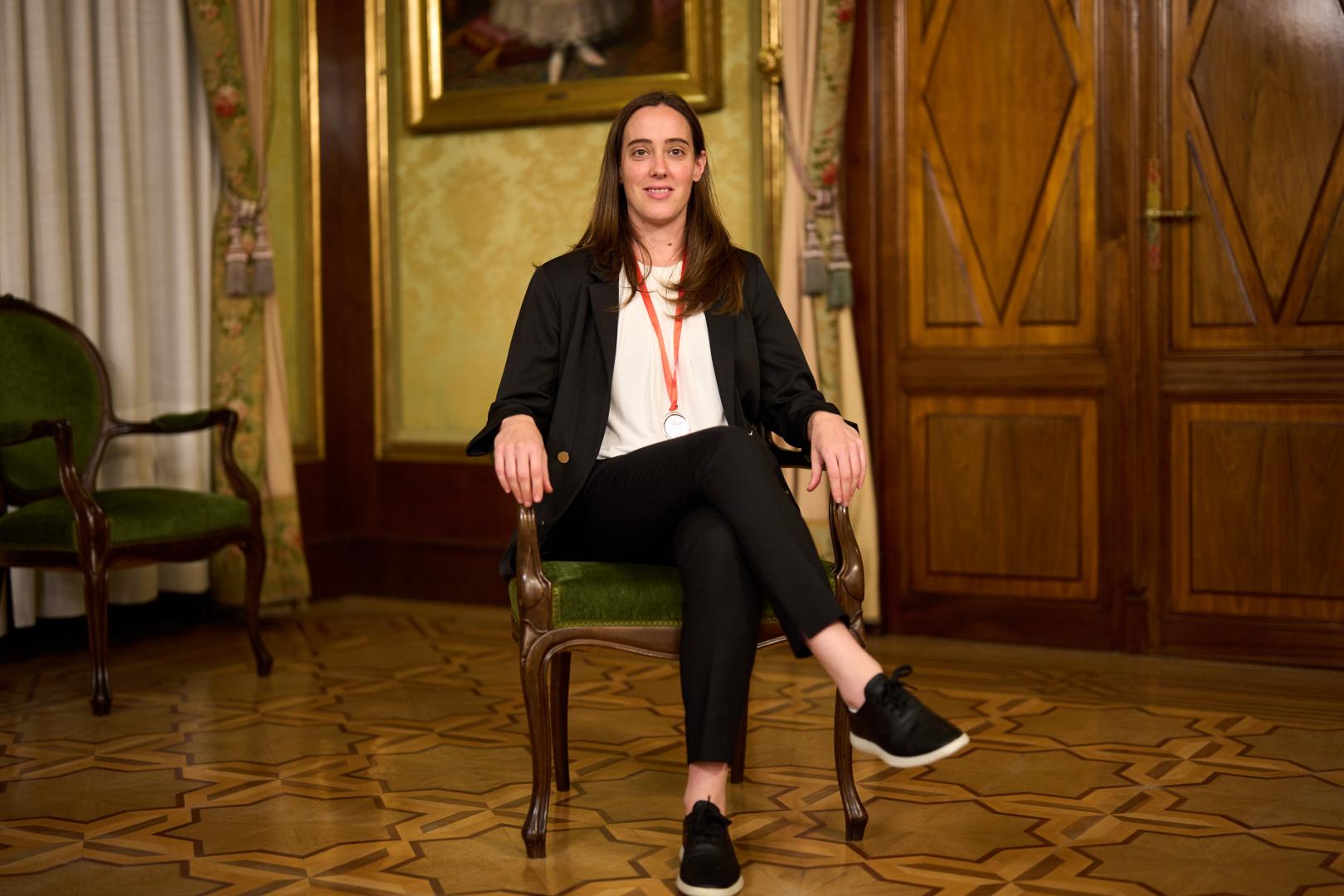 Marta Unzué, en el Palacio de Navarra, tras recibir la medalla de plata al mérito deportivo del Gobierno foral, el pasado día 17.