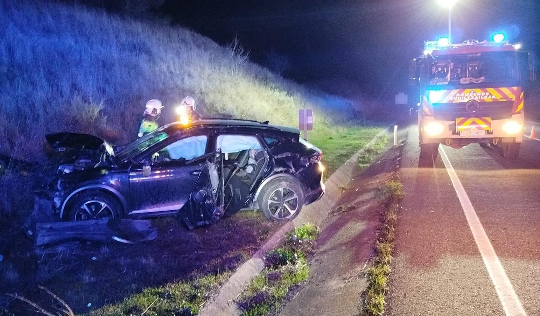 Estado en el que ha quedado el vehículo accidentado en Sesma
