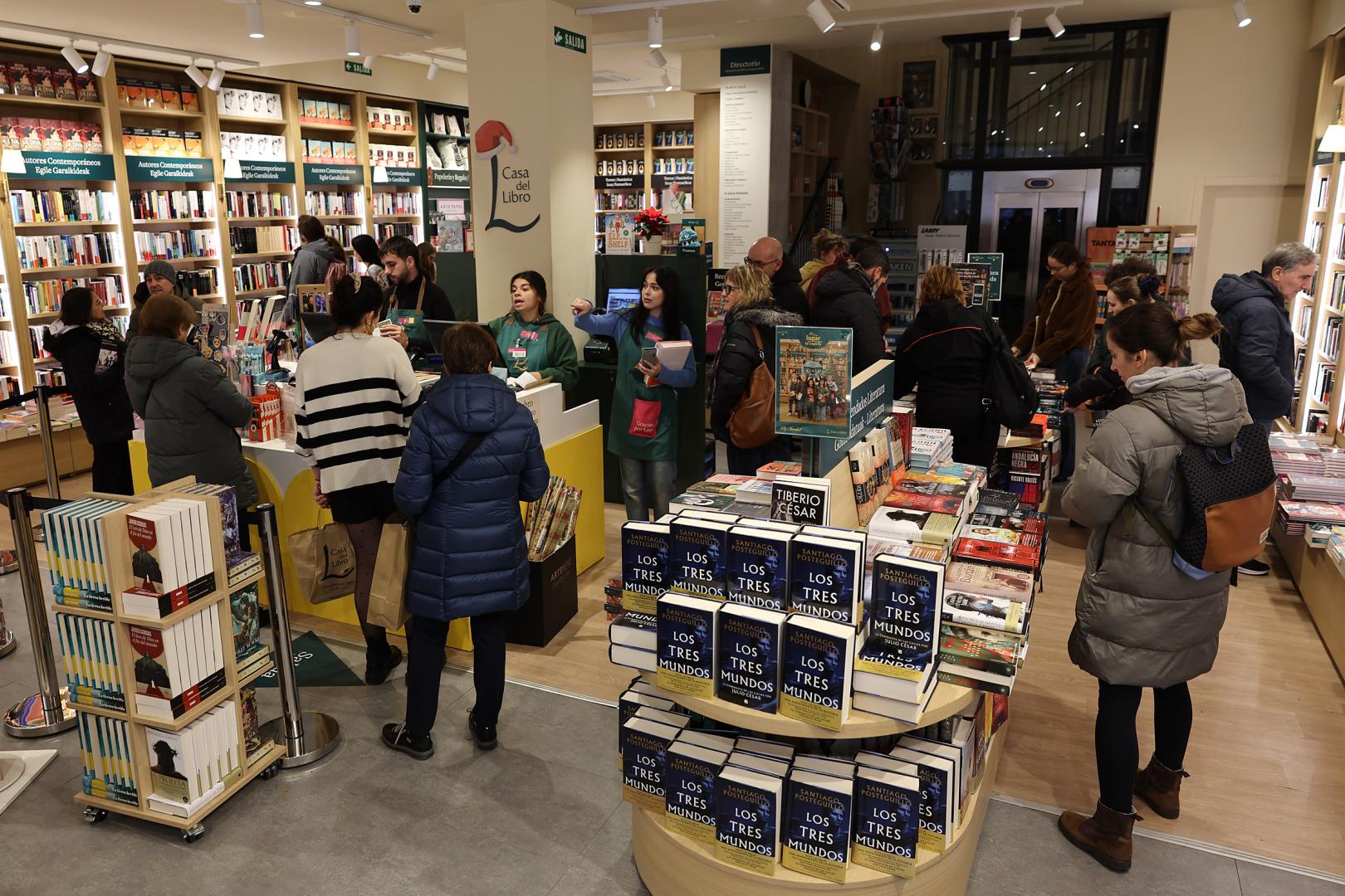 Librería Casa del Libro en la avenida Carlos III de Pamplona