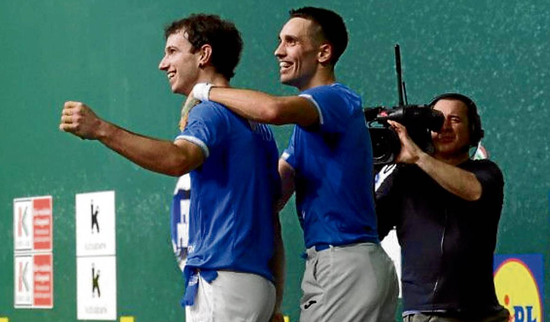 Zabala y Martija celebran el triunfo en el Adarraga de Logroño