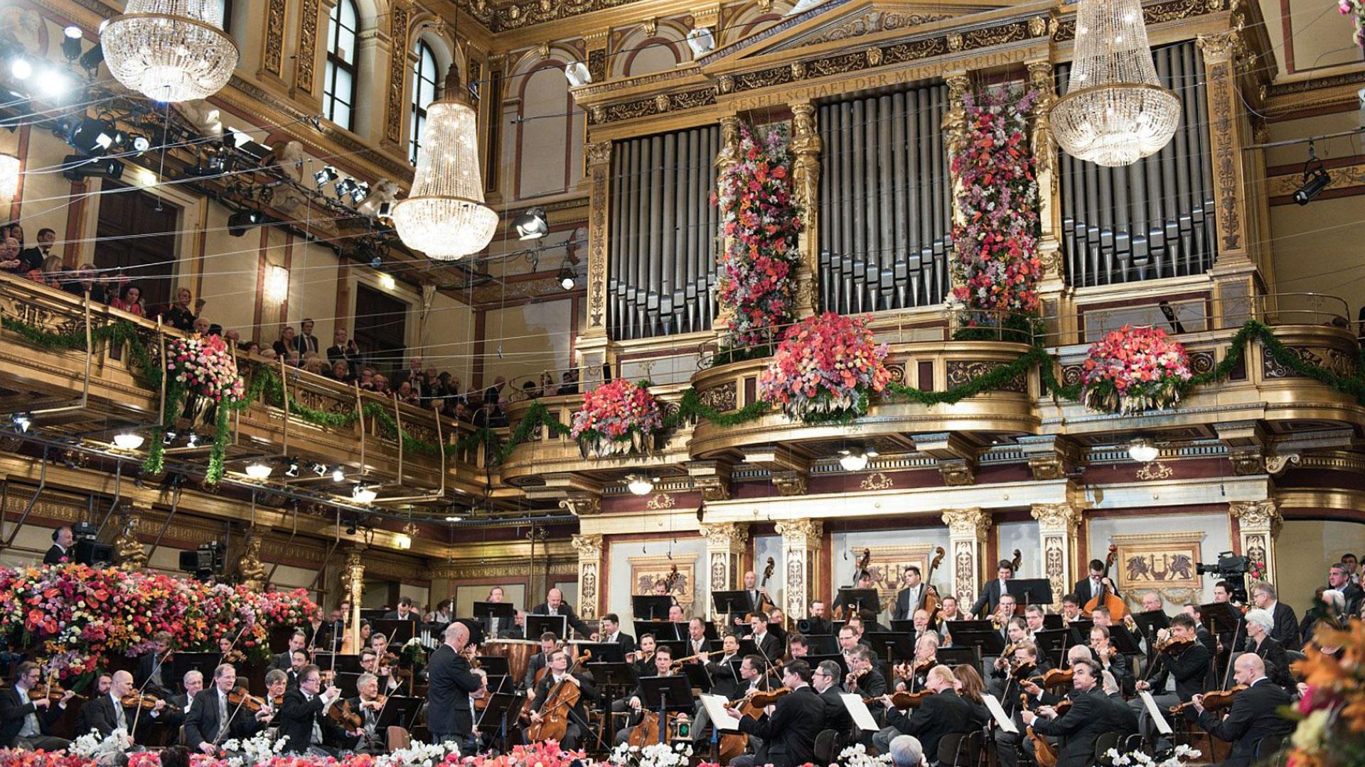 La Orquesta Filarmónica de Viena, en la Sala Grande o Sala Dorada en un Concierto de Año Nuevo anterior
