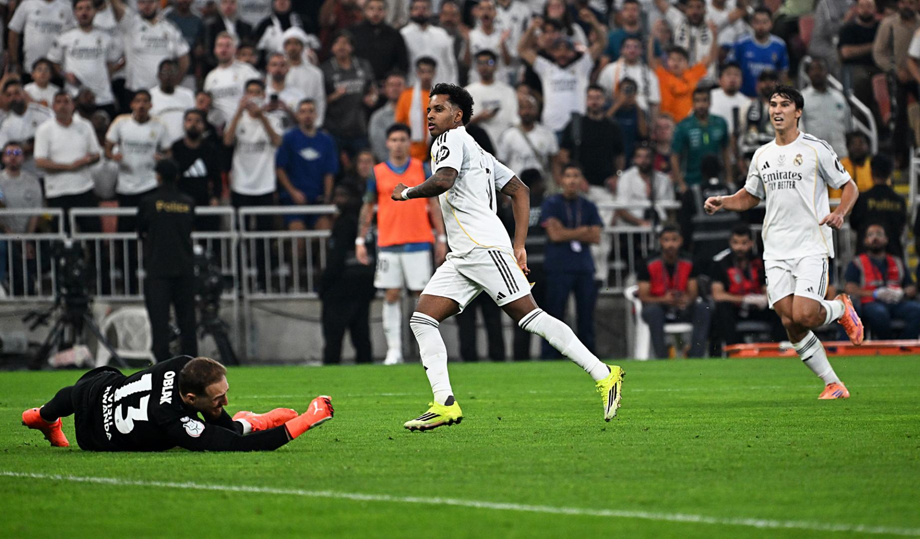 Rodrygo Goes bate a Jan Oblak y pone el 0-2 en el marcador