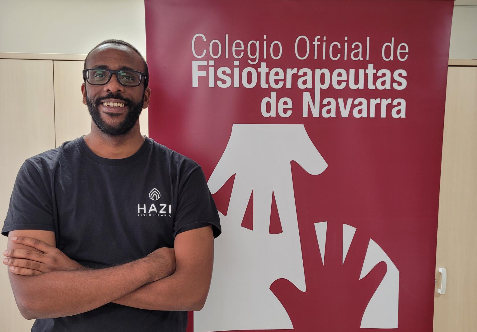 El fisioterapeuta Khadim N’diave dará hoy una conferencia en Pamplona.