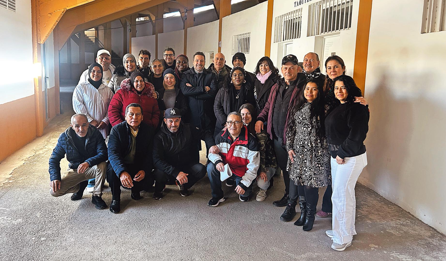 Imagen de los participantes en el proyecto de Empleo Social Protegido de Tudela, junto al alcalde, Alejandro Toquero, en el centro