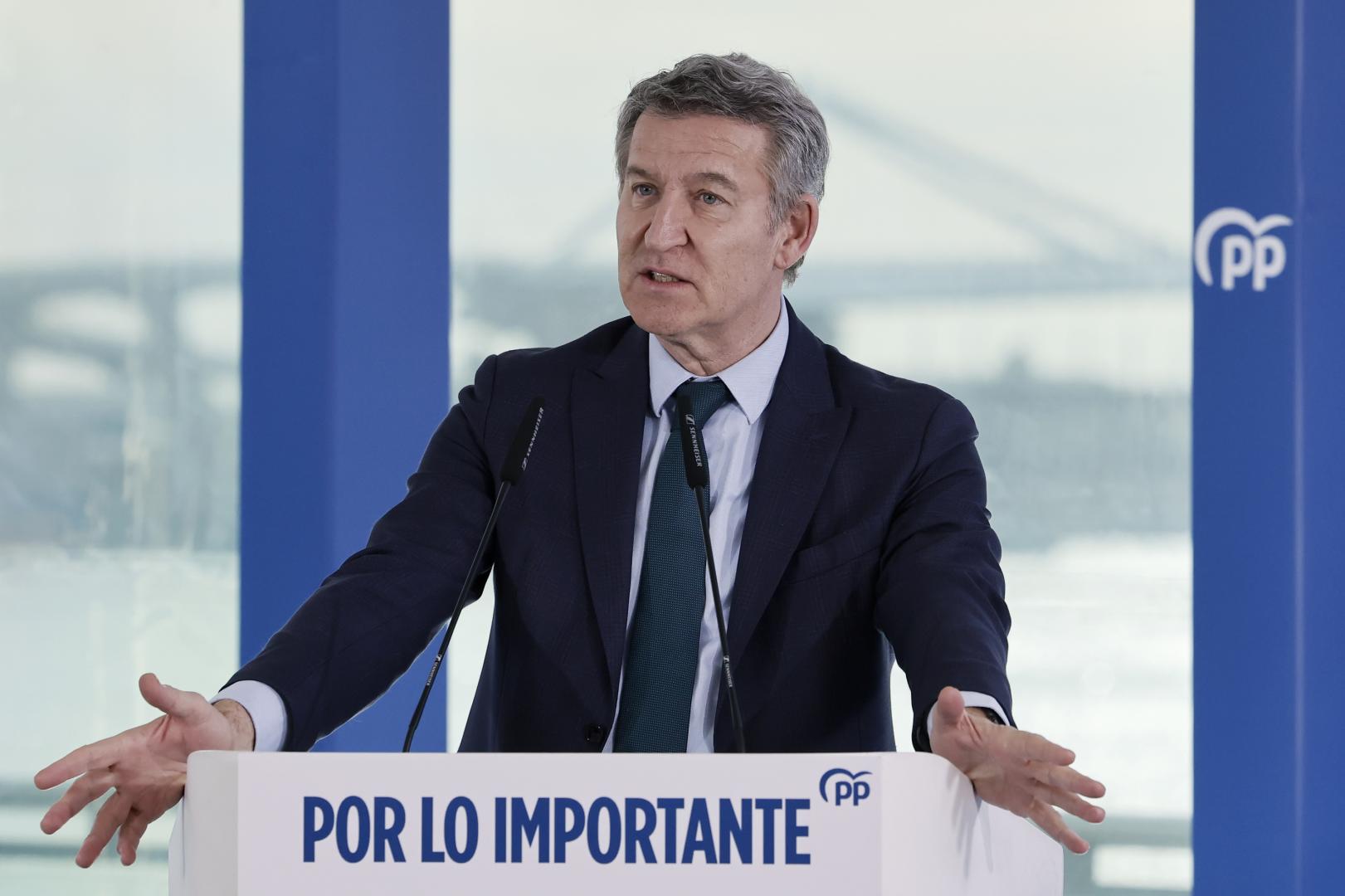 El líder del PP, Alberto Núñez Feijóo, interviene en un acto en Barcelona.