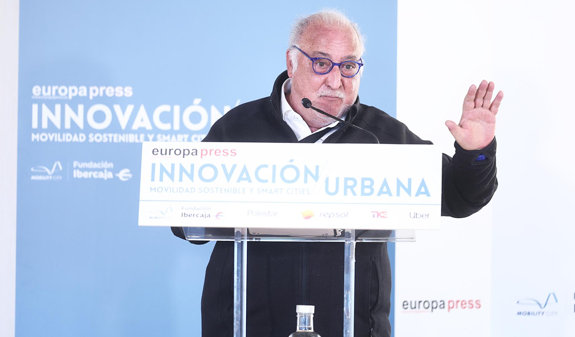 El director general de Tráfico, Pere Navarro, durante la Jornada ‘Innovación Urbana. Movilidad Sostenible y Smart Cities’, en el Hotel Eurostars Madrid Tower
