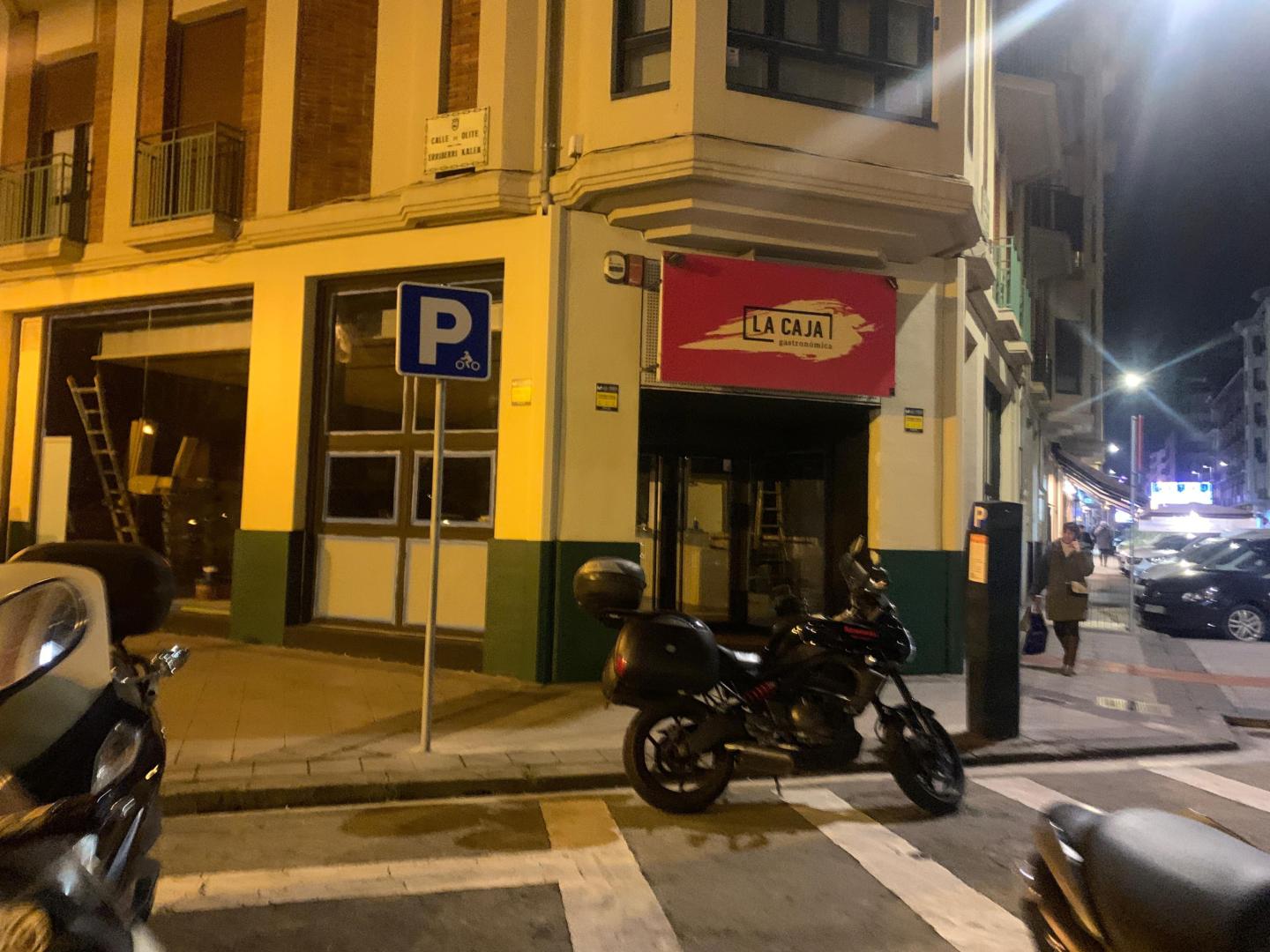 La esquina entre las calles Olite y Amaya de Pamplona acogerán a una vermutería