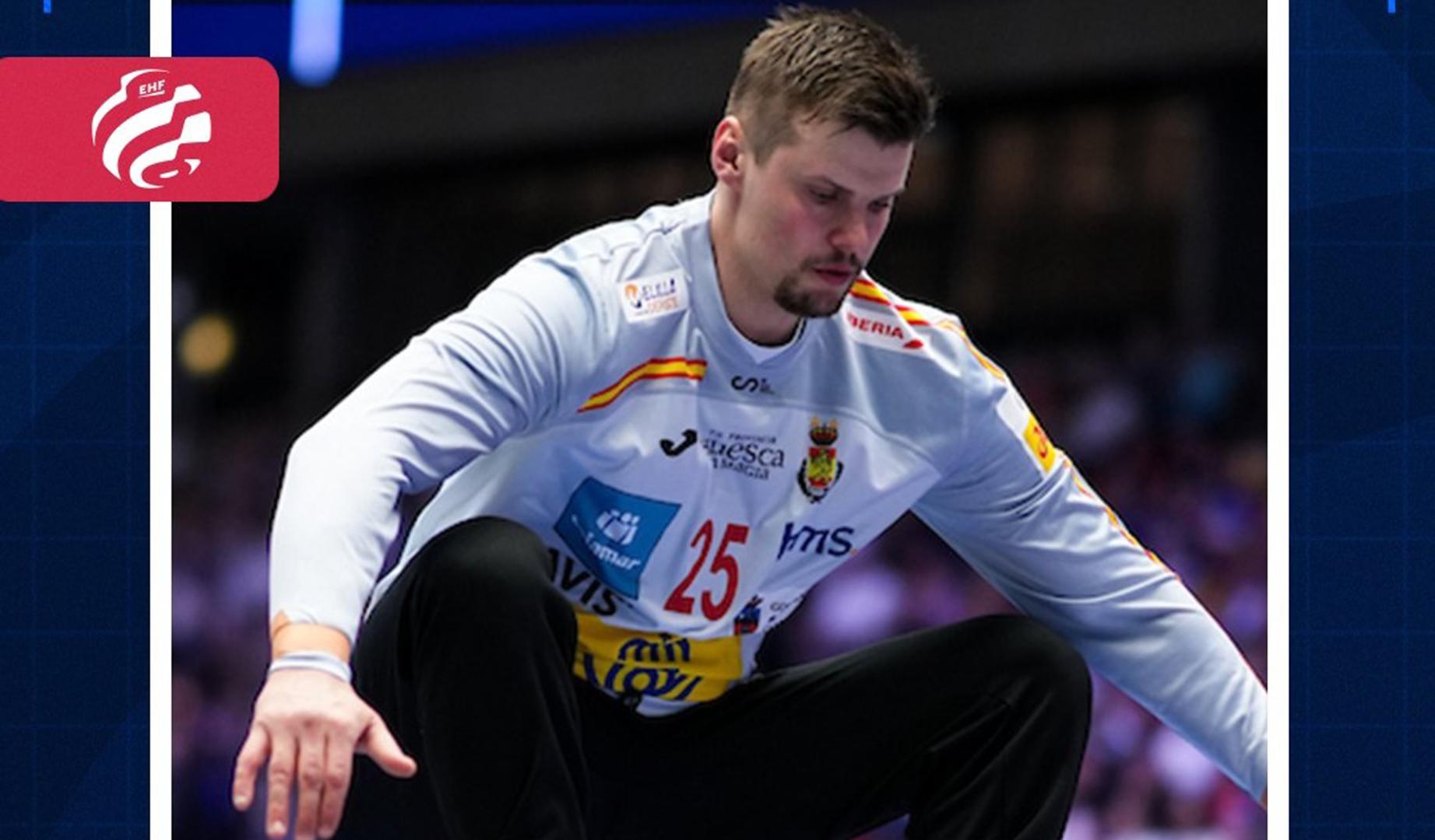 Sergey Hernández durante el partido contra Austria