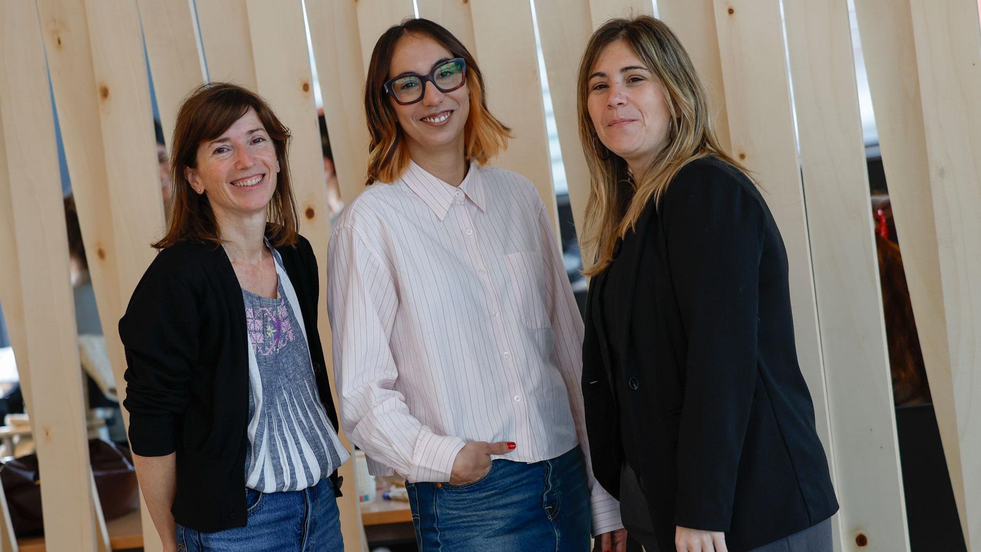 El equipo de sonido de la película 'Sirat', Amanda Villavieja (i), Lola Casanovas (c) y Yasmina Praderas (d)