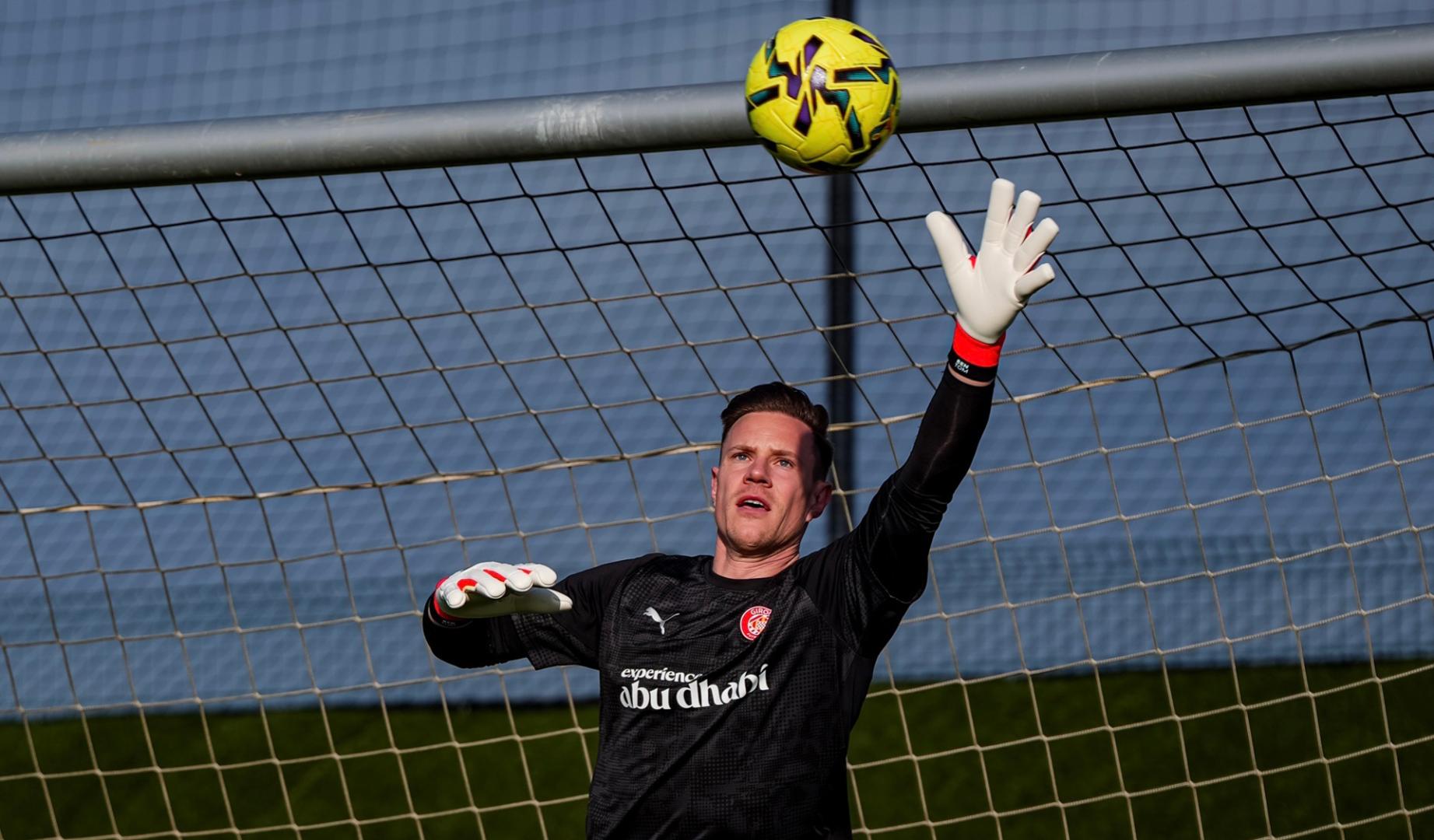 Ter Stegen in Girona training.
