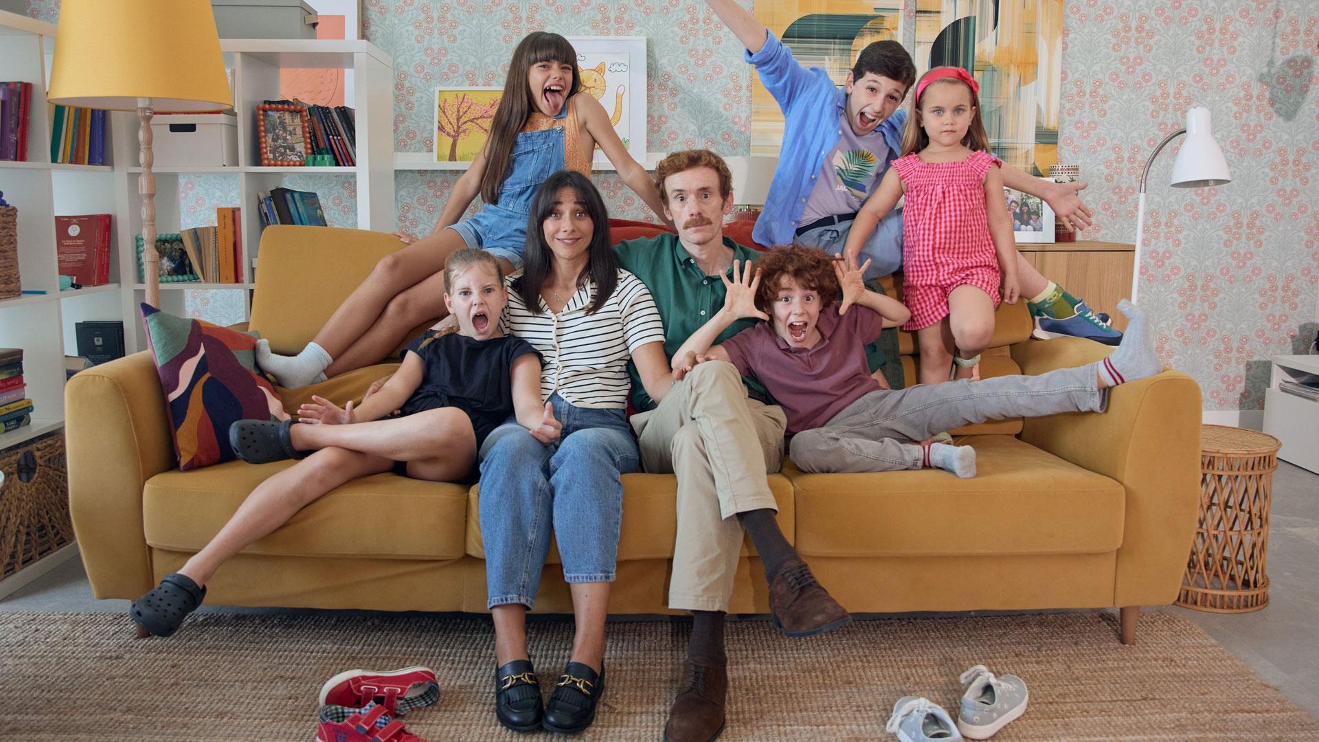 Protagonistas de la serie 'Padre no hay más que uno'