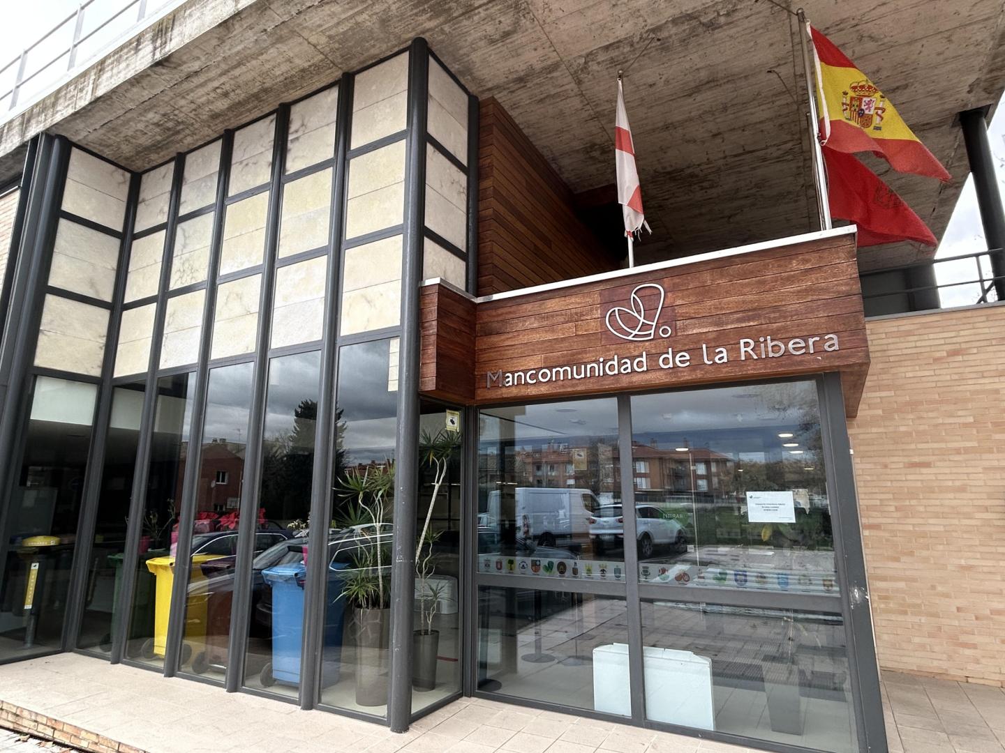Exterior de la sede de la Mancomunidad de la Ribera