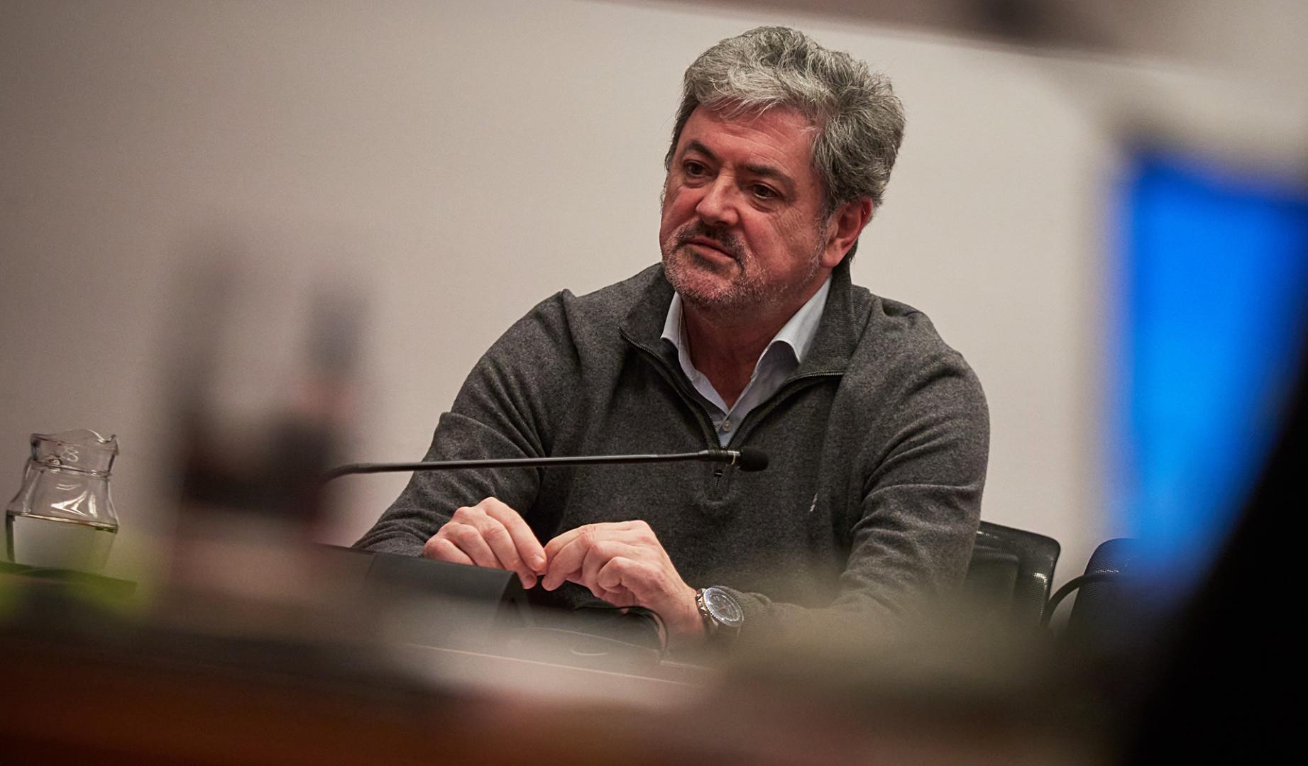 El administrador de Servinabar rompió su silencio para negar la existencia de una trama corrupta y el cobro de mordidas, aunque se negó a declarar acogiéndose a su derecho a no hacerlo.