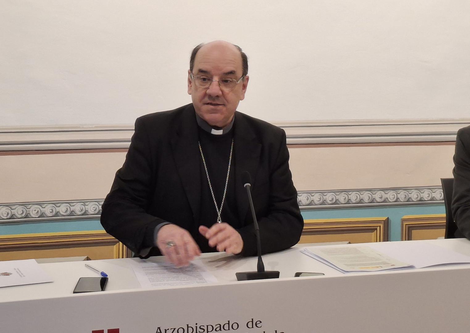 El arzobispo de Pamplona y obispo de Tudela, Florencio Roselló, este viernes en rueda de prensa