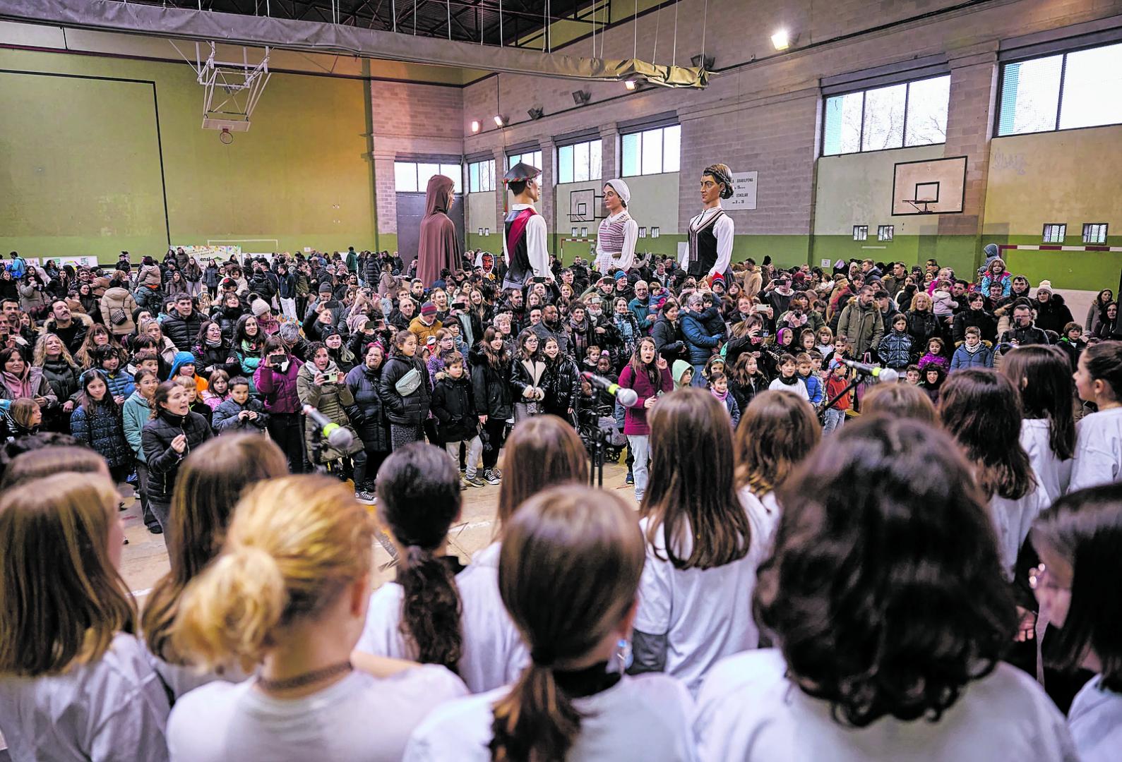 La instalación deportiva cubierta acogió buena parte de los actos del 50 aniversario