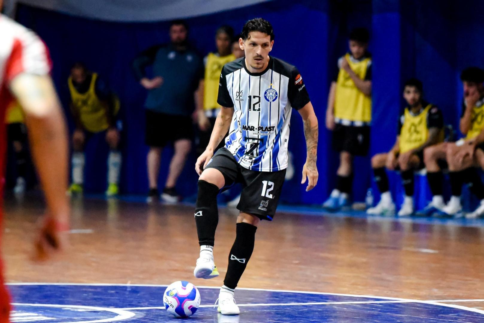 Osasuna Magna se ha reforzado con el internacional argentino Franco Martínez Riveras