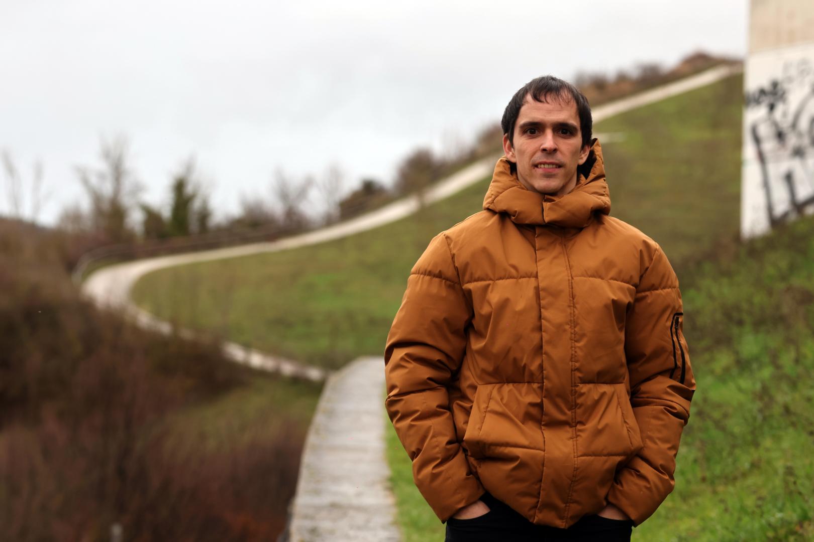 El lateral derecho del Bidezarra de 29 años, Álvaro Aldave, ha disputado esta temporada doce partidos, seis como titular