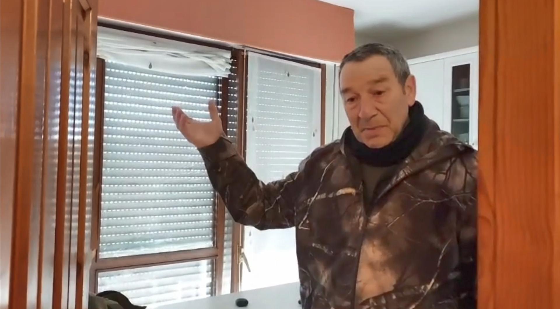 Un hombre ha resultado herido grave con quemaduras tras una explosión registrada en la cocina de una vivienda