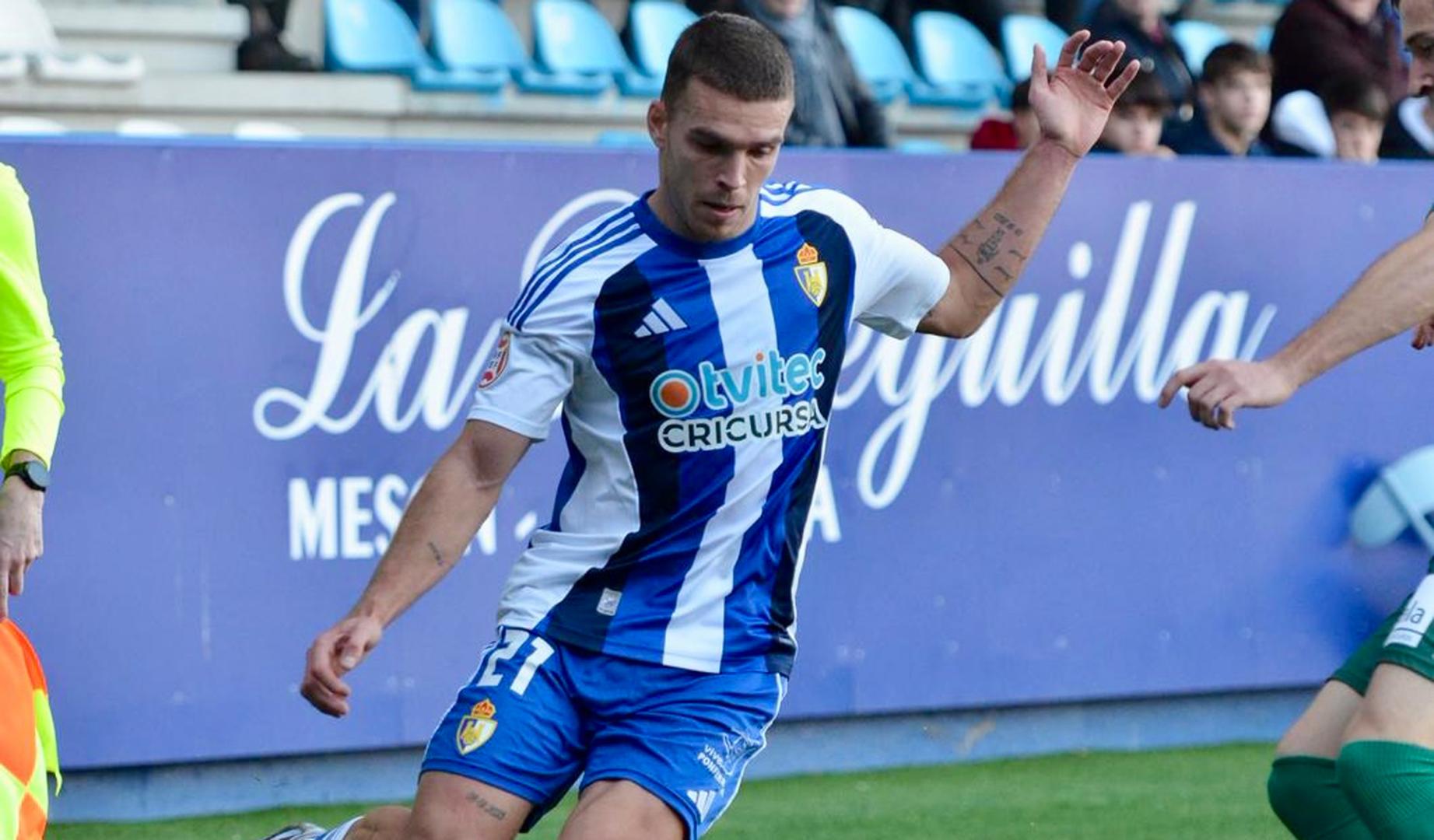 Diego Moreno durante un partido con la SD Ponferradina
