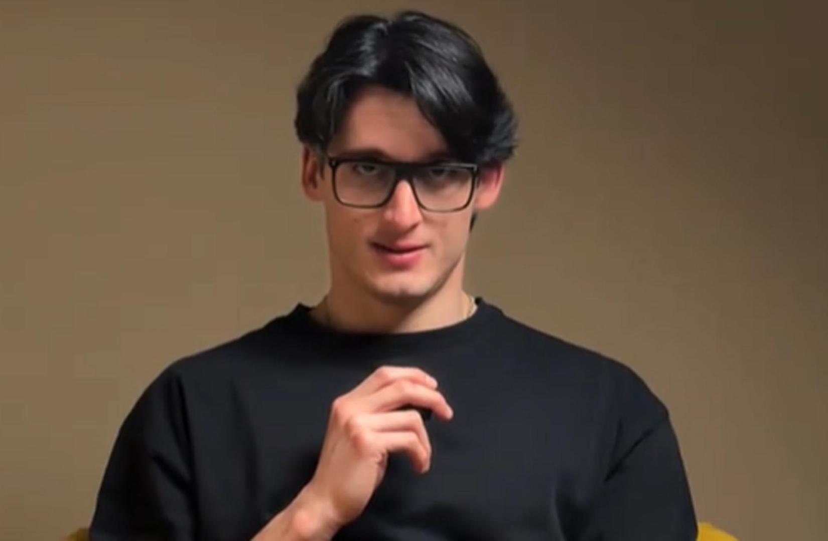 Alberto Ravagnani, en el vídeo publicado en TikTok donde anunciaba que deja el sacerdocio