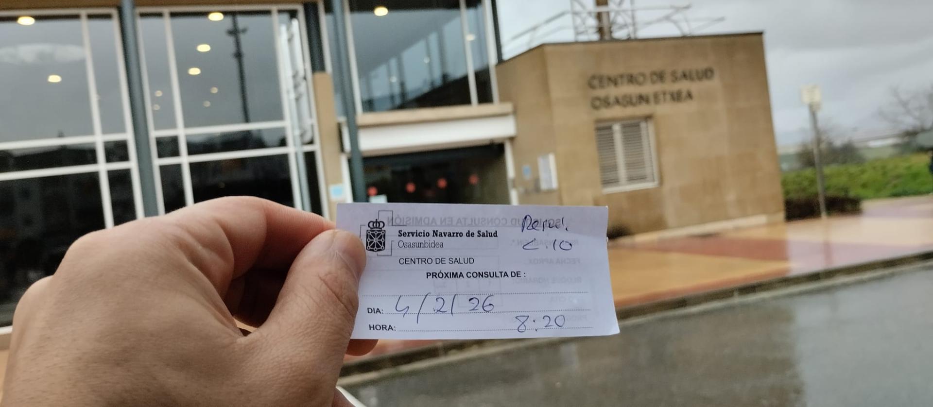 Una cita para acudir al centro de salud