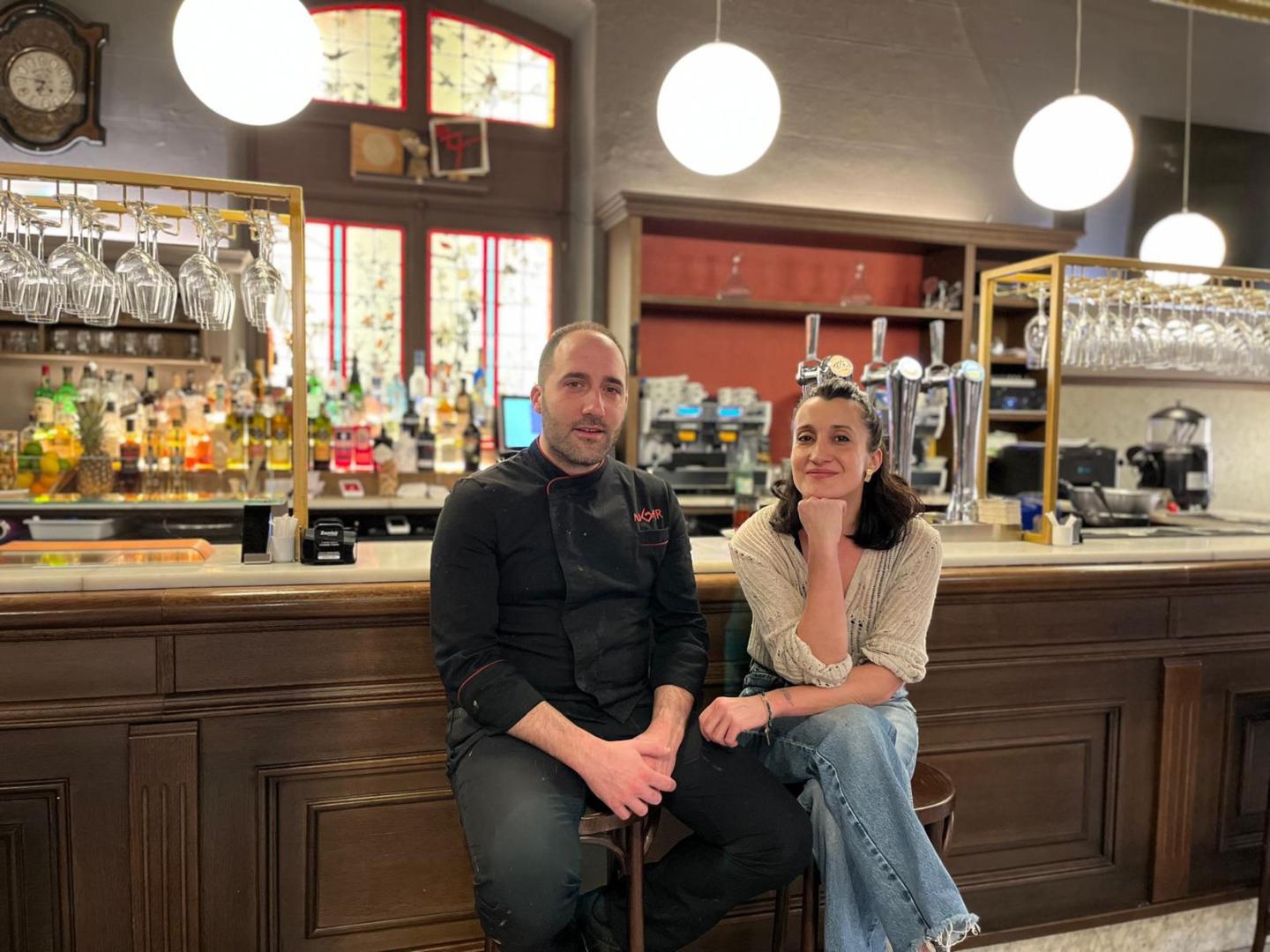 Marina Ortiz Khomenko y Gaizka Orradre Torres toman las riendas del bar-restaurante del Nuevo Casino Principal