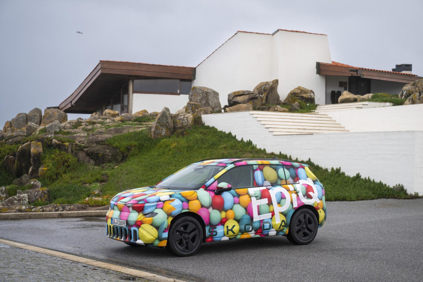 Imagen facilitada por Skoda en la que aparece el Epiq con una pintura de camuflaje