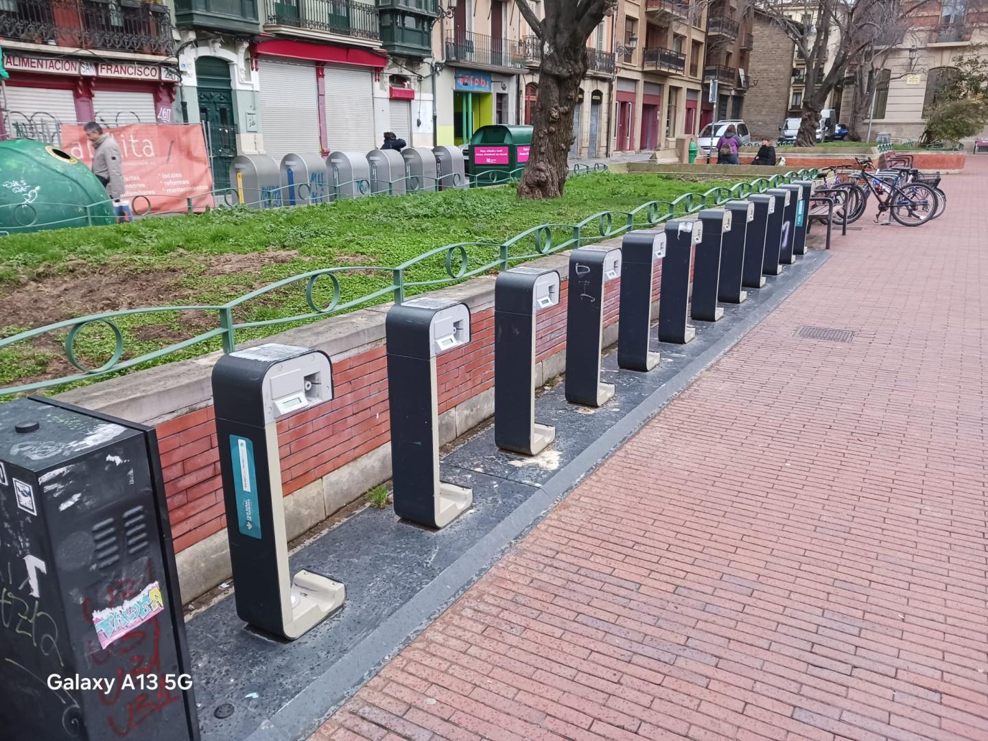 La base de la Plaza San Francisco, vacía este miércoles