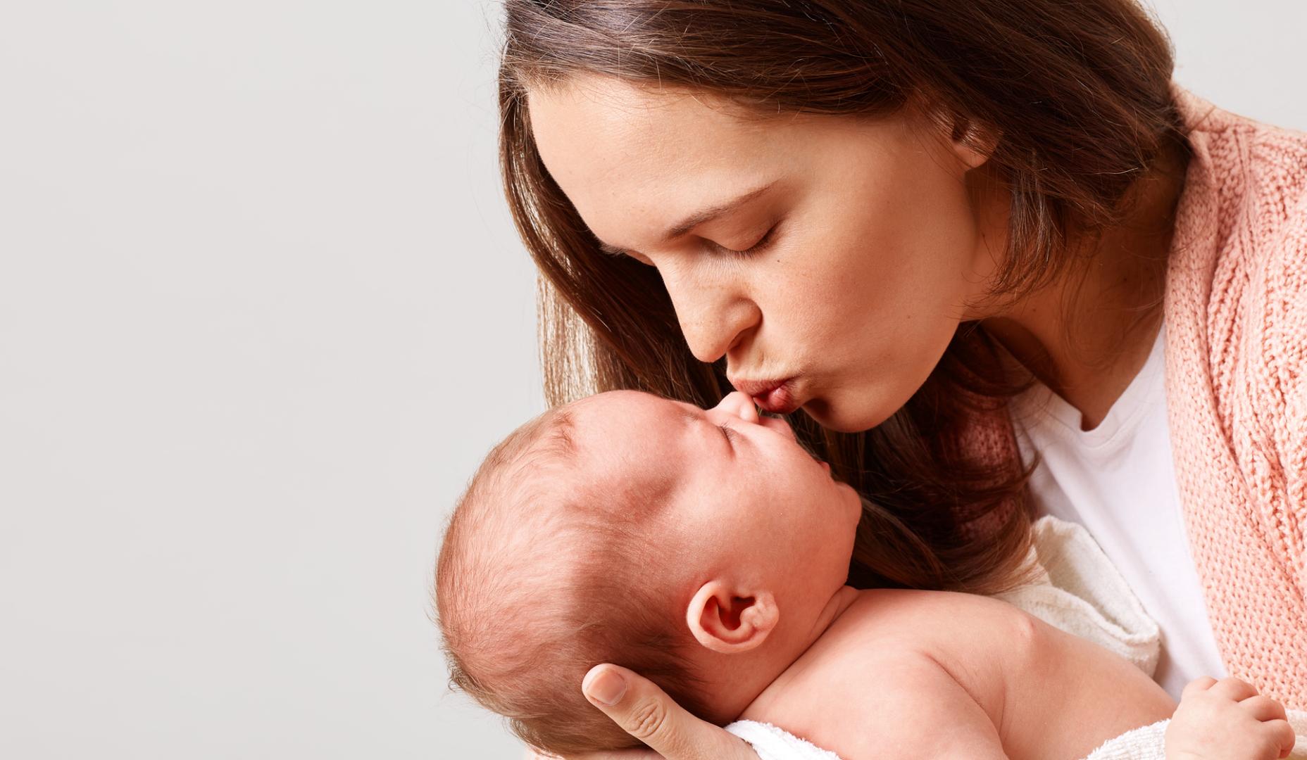 Una madre con su bebé