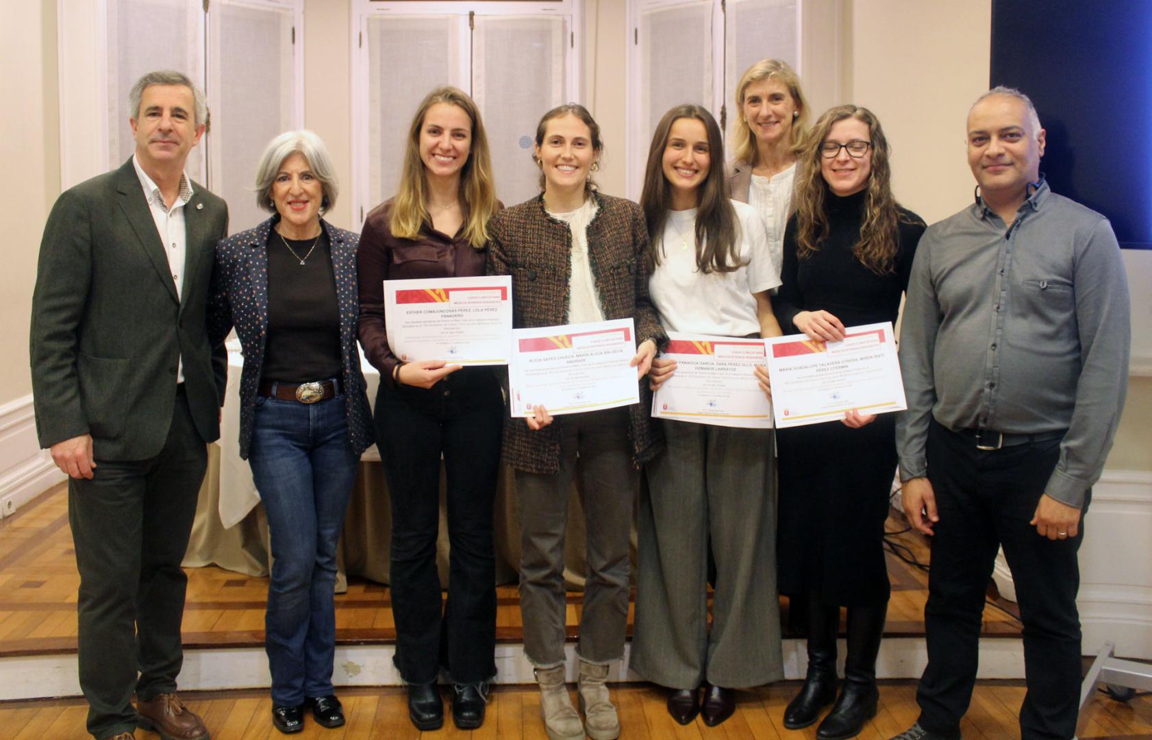 colegio medicos premios