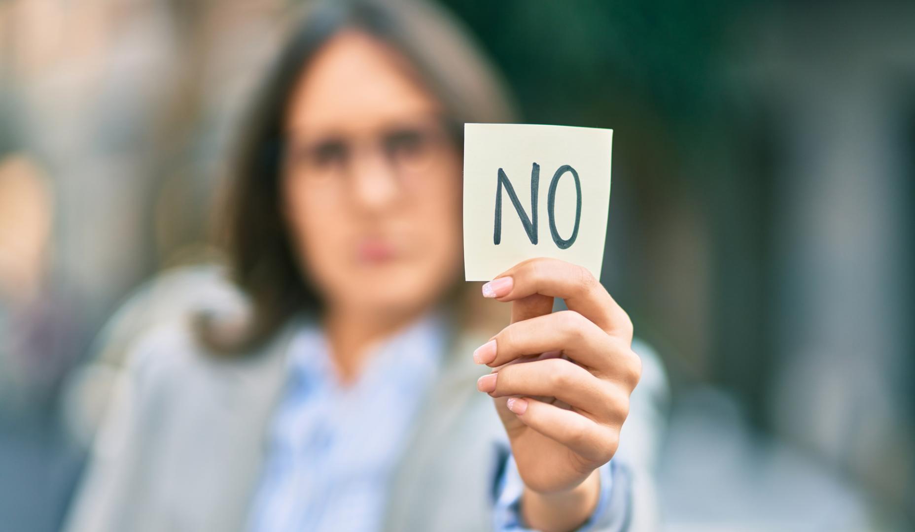 Los límites intelectuales implican reconocer las ideas, creencias y opiniones de los demás y, al mismo tiempo, proteger y mantener los propios puntos de vista