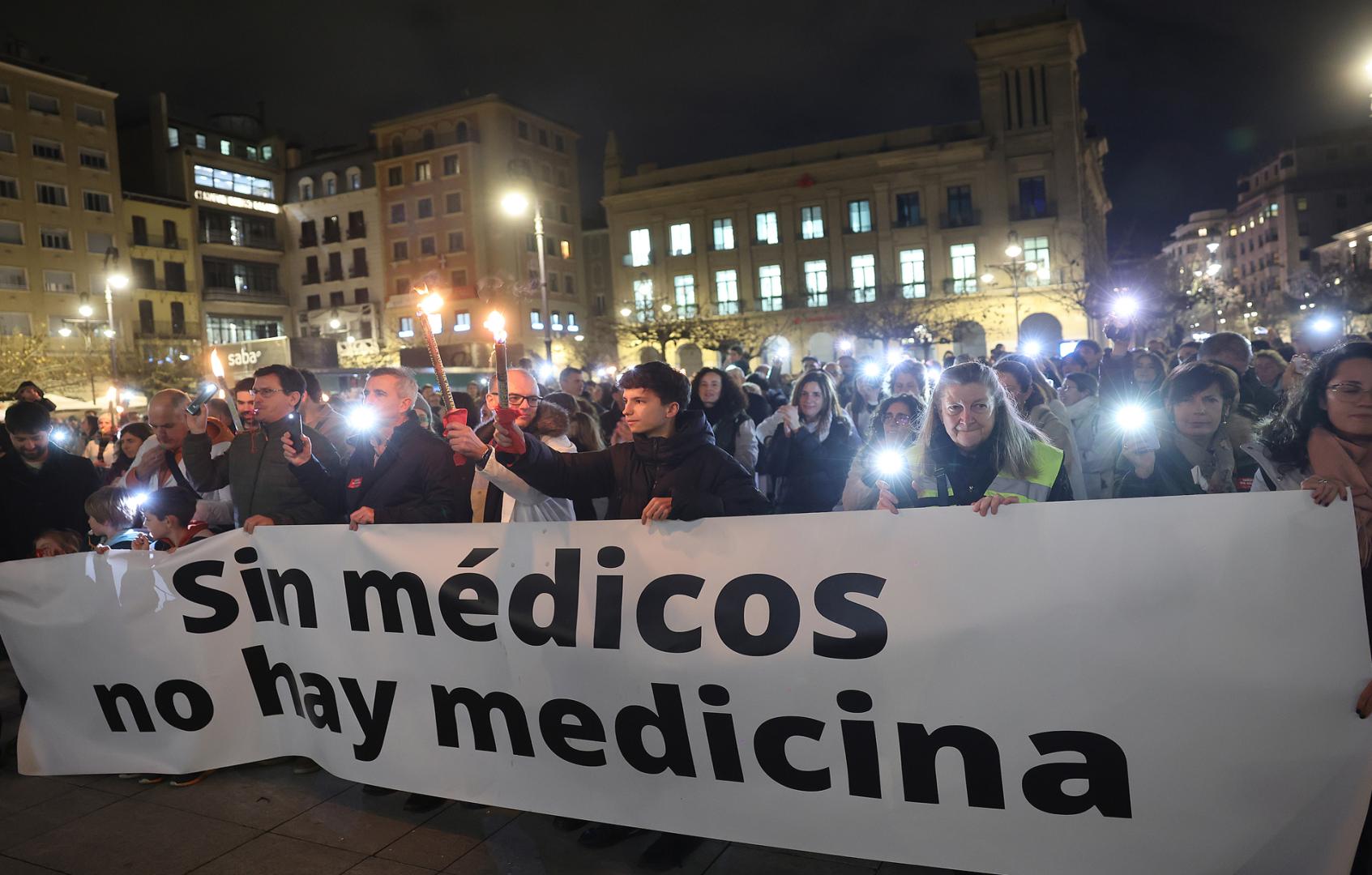 Concentración de médicos en enero reivindicando su liderazgo.