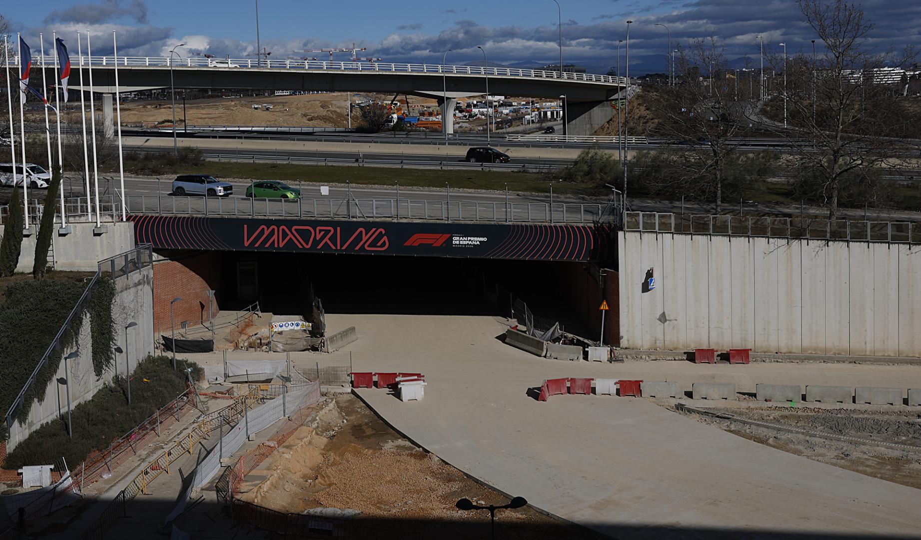 Vista de las obras de construcción del MadRing, el circuito que en septiembre albergará el Gran Premio de España de Fórmula Uno