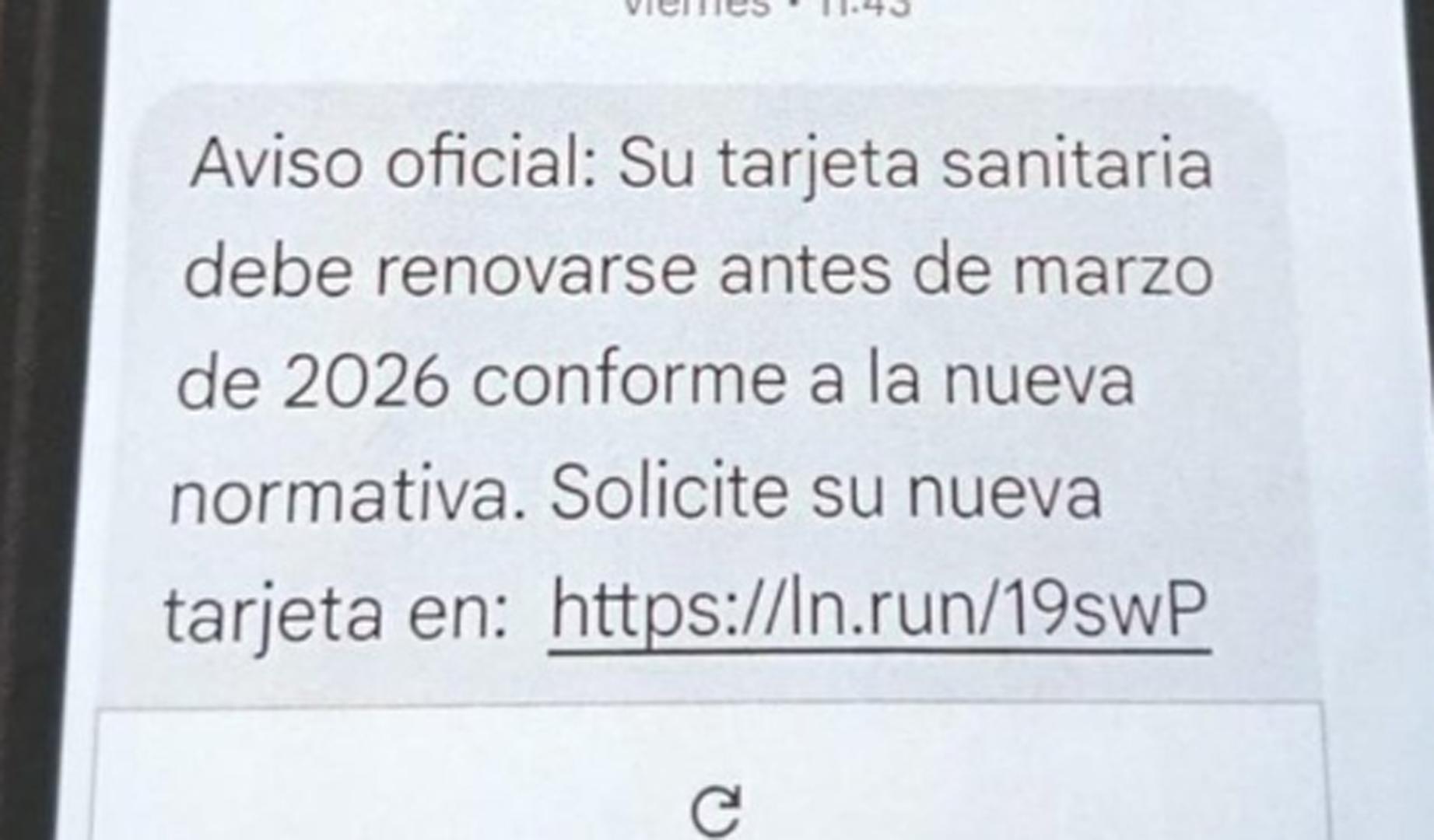 Captura del mensaje falso que está circulando suplantando a Salud