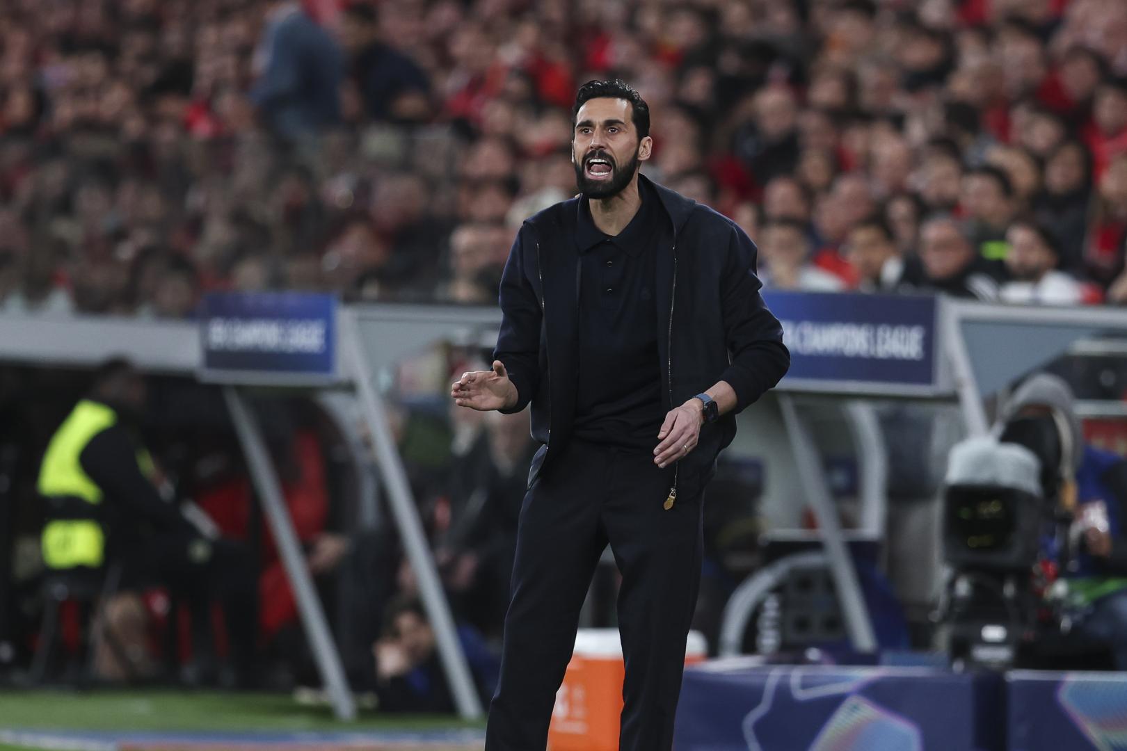 Durante el último partido de Liga de Campeones en Lisboa contra el Benfica