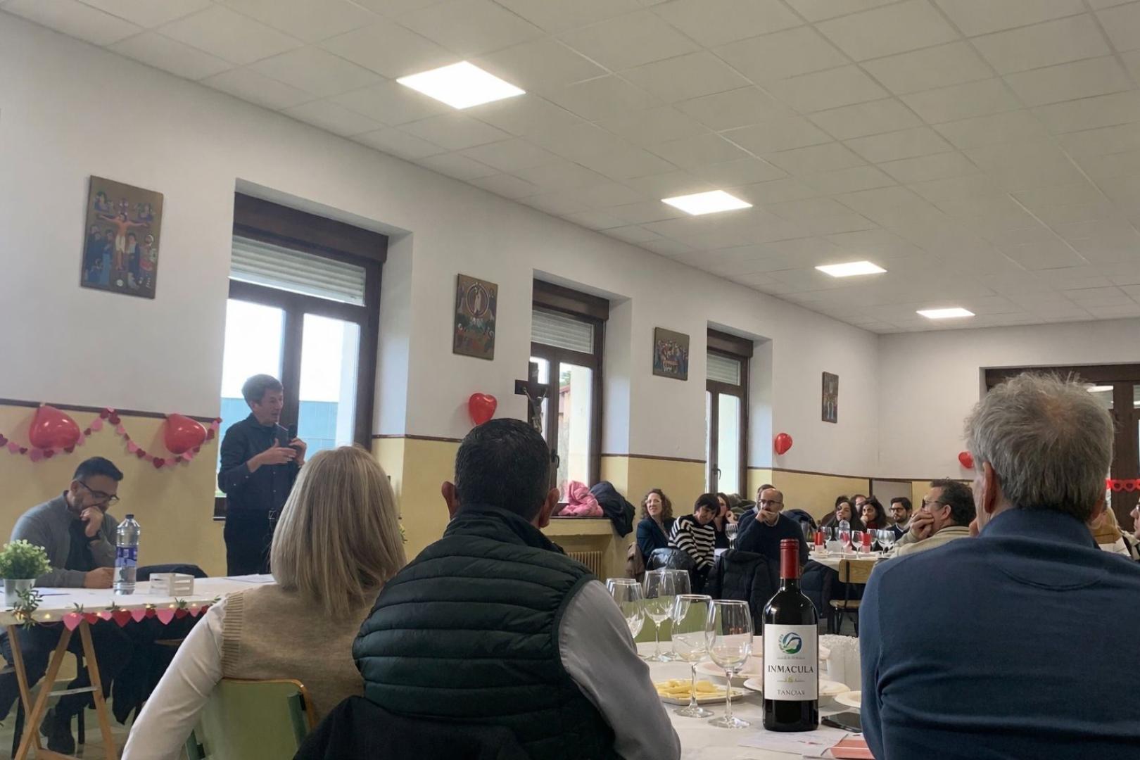 Cata de vinos en la Jornada de Renovación Matrimonial en el Seminario de Pamplona