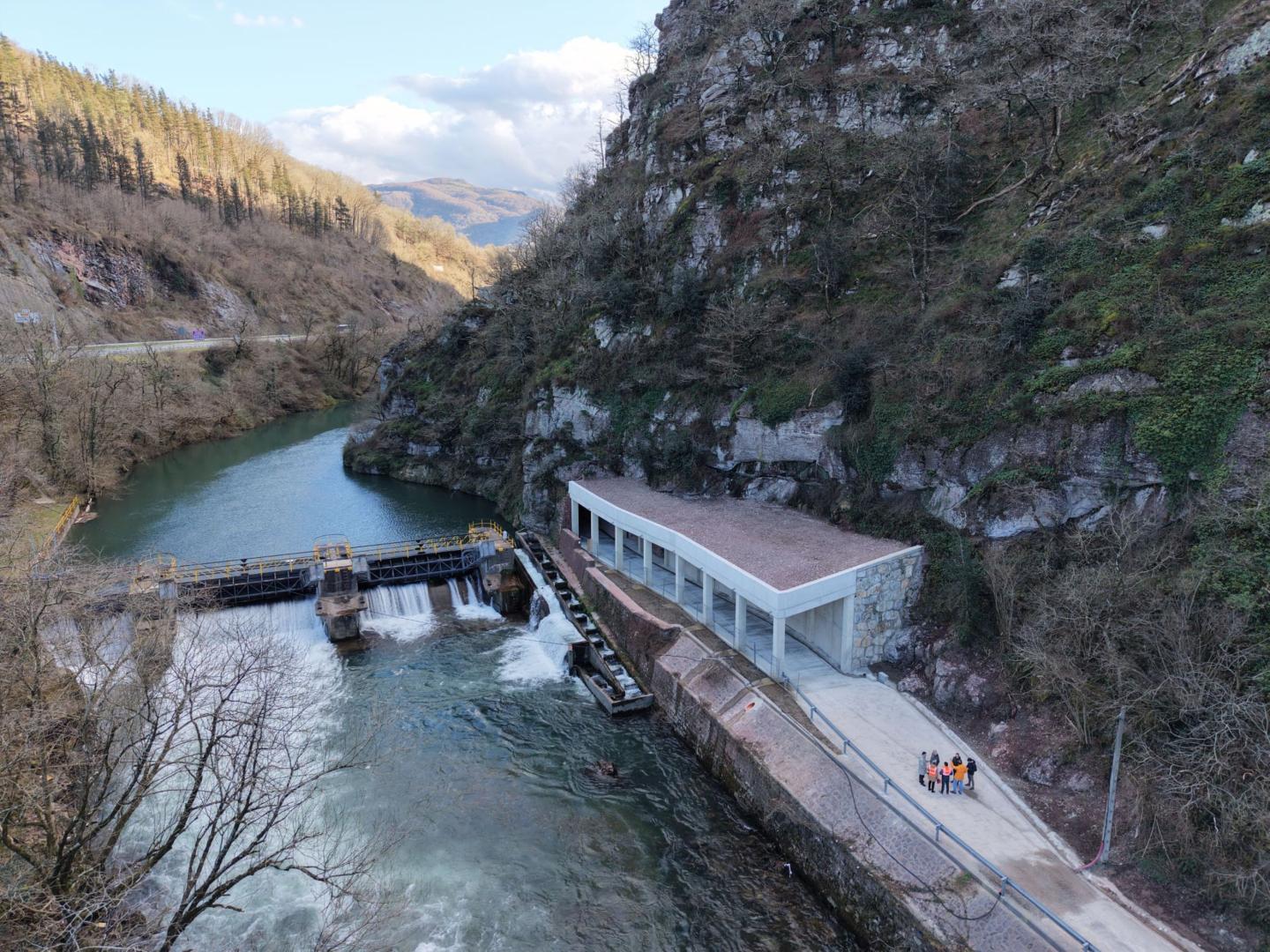 Galería construida en Santesteban para mejorar la seguridad de la Vía Verde del Bidasoa
