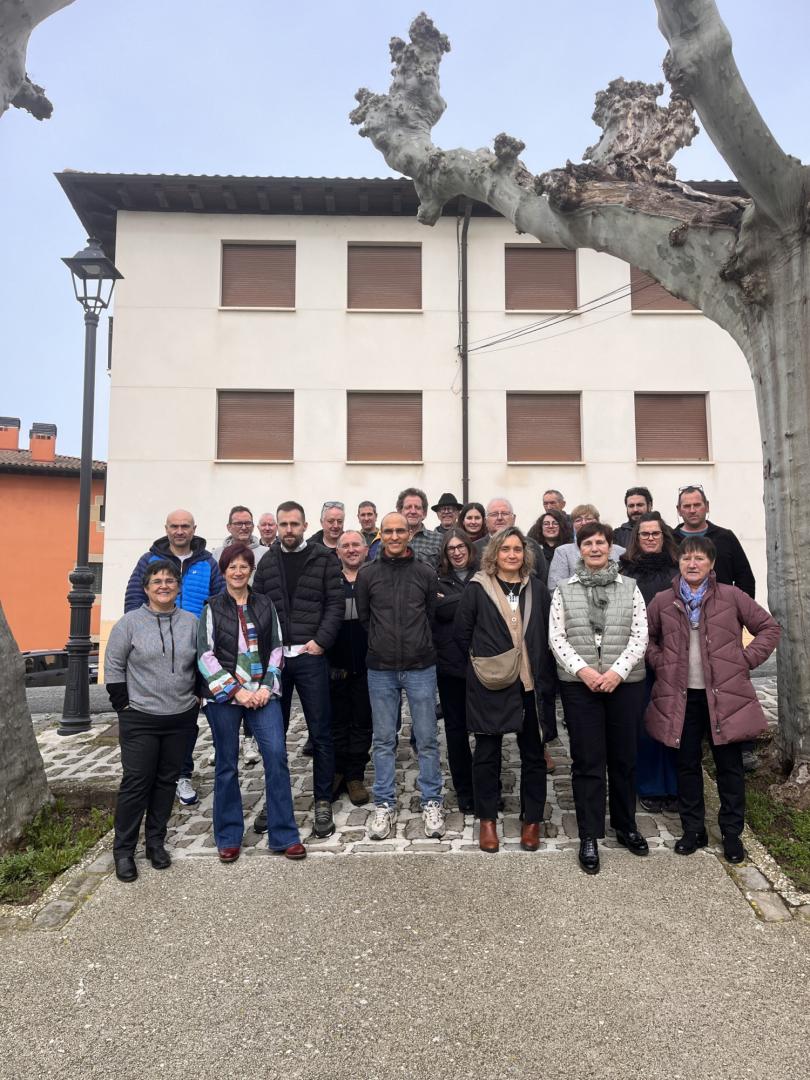 Integrantes de la comunidad energética de Mañeru.