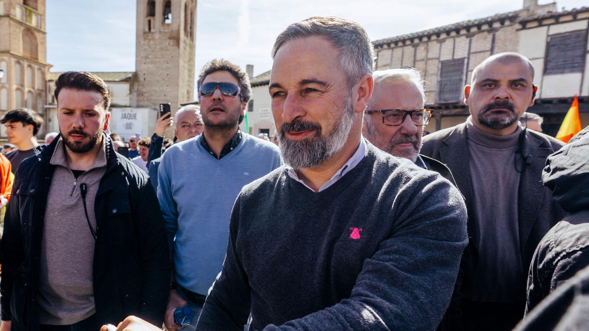 El líder de Vox, Santiago Abascal visitó la localidad abulense de Arévalo este lunes, dentro de la campaña electoral de Castilla y León