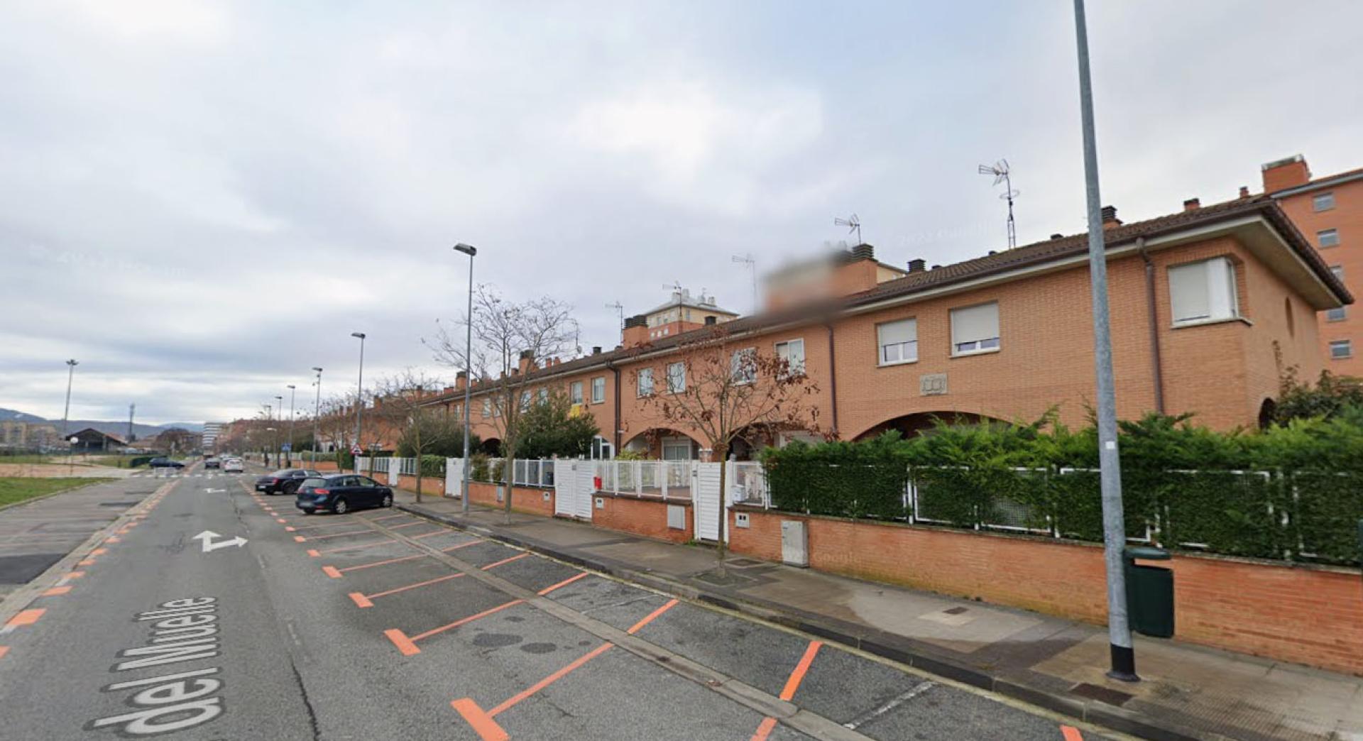 Hilera de unifamiliares en el barrio de San Jorge.