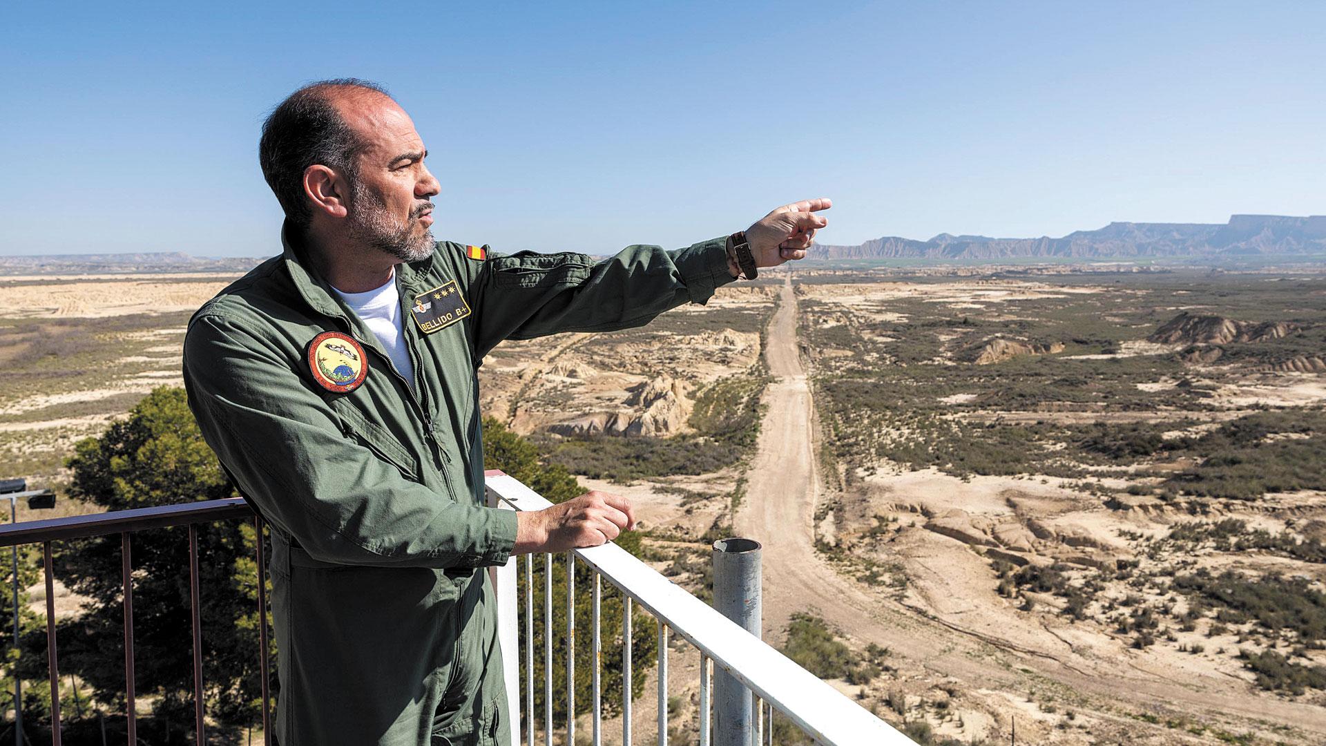José Manuel Bellido Laprada, en el polígono de tiro de Bardenas