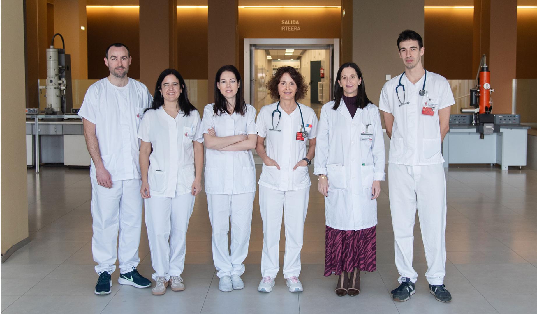 Facultativos integrantes de la Sección de Nutrición del HUN. De izda a dcha: Jorge Rojo, Maite Pérez de Ciriza, Sonsoles Botella, Ana Zugasti (jefa de la Sección de Nutrición), Amelia Marí y Miguel Martí.