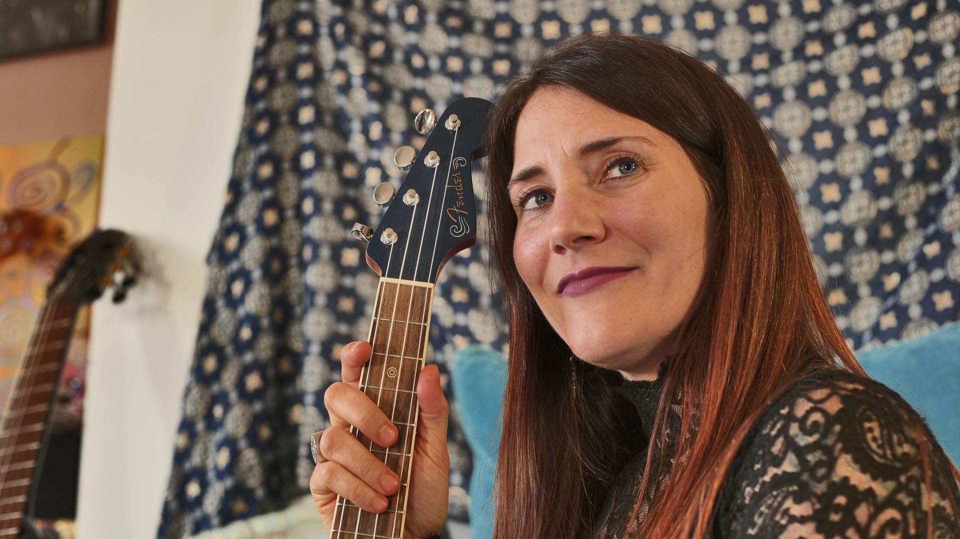 De 42 años, Maite Iriarte Aizcorbe ha sido vocalista en diversos grupos desde los 18