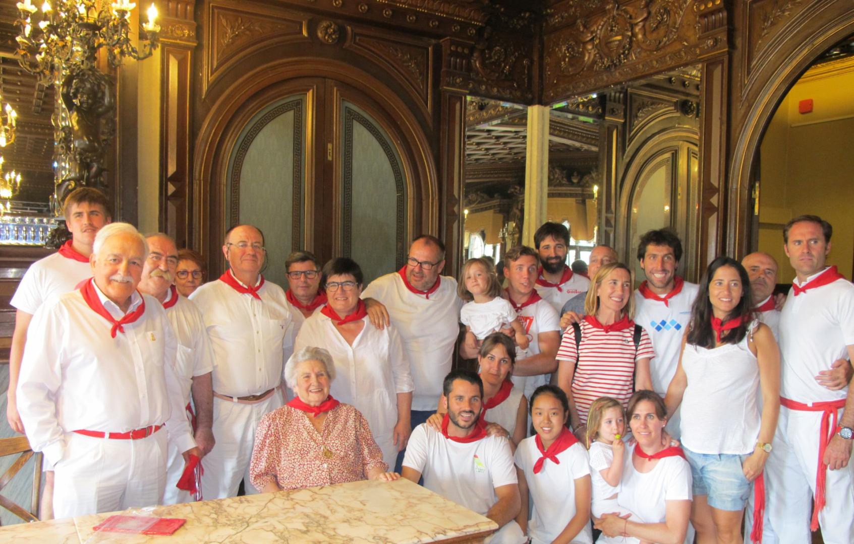 San Fermín 2018: se realiza un homenaje a la familia de la Churrería La Mañueta