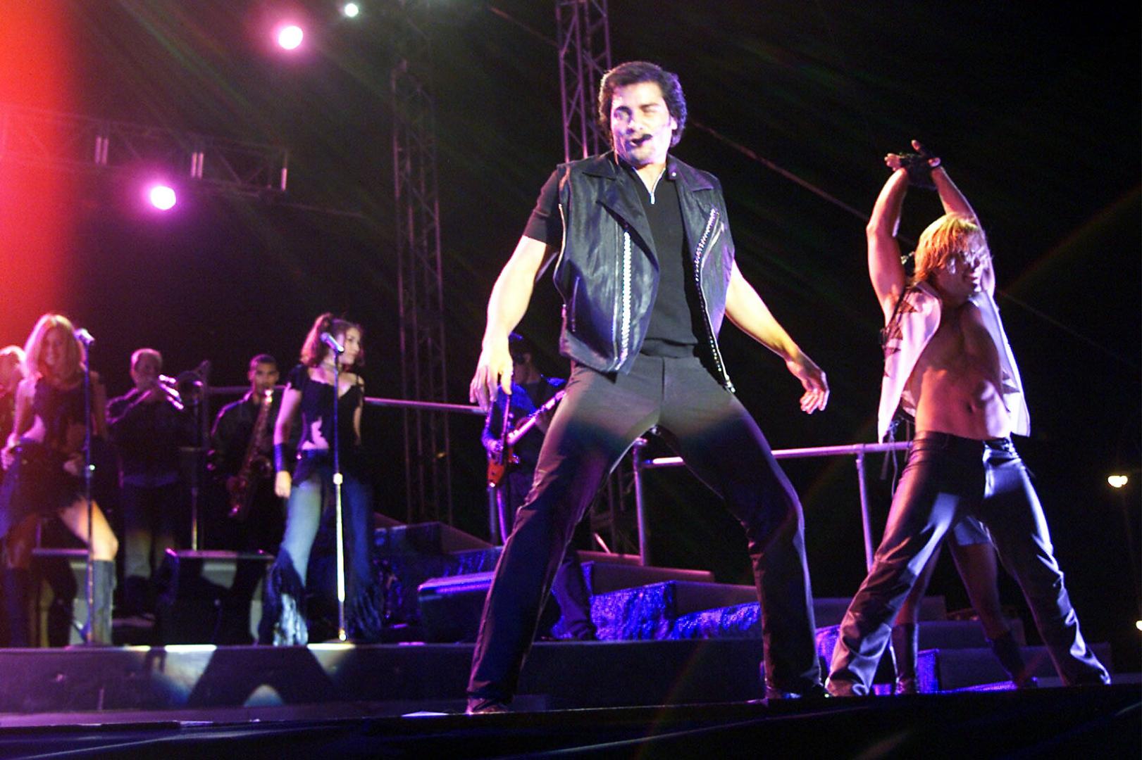 El cantante puertorriqueño Chayanne, durante su espectáculo en el parking de E.Leclerc