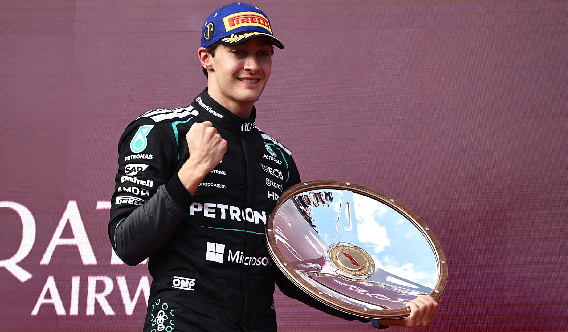 El piloto de Mercedes, George Russell celebra su triunfo en el GP de Australia