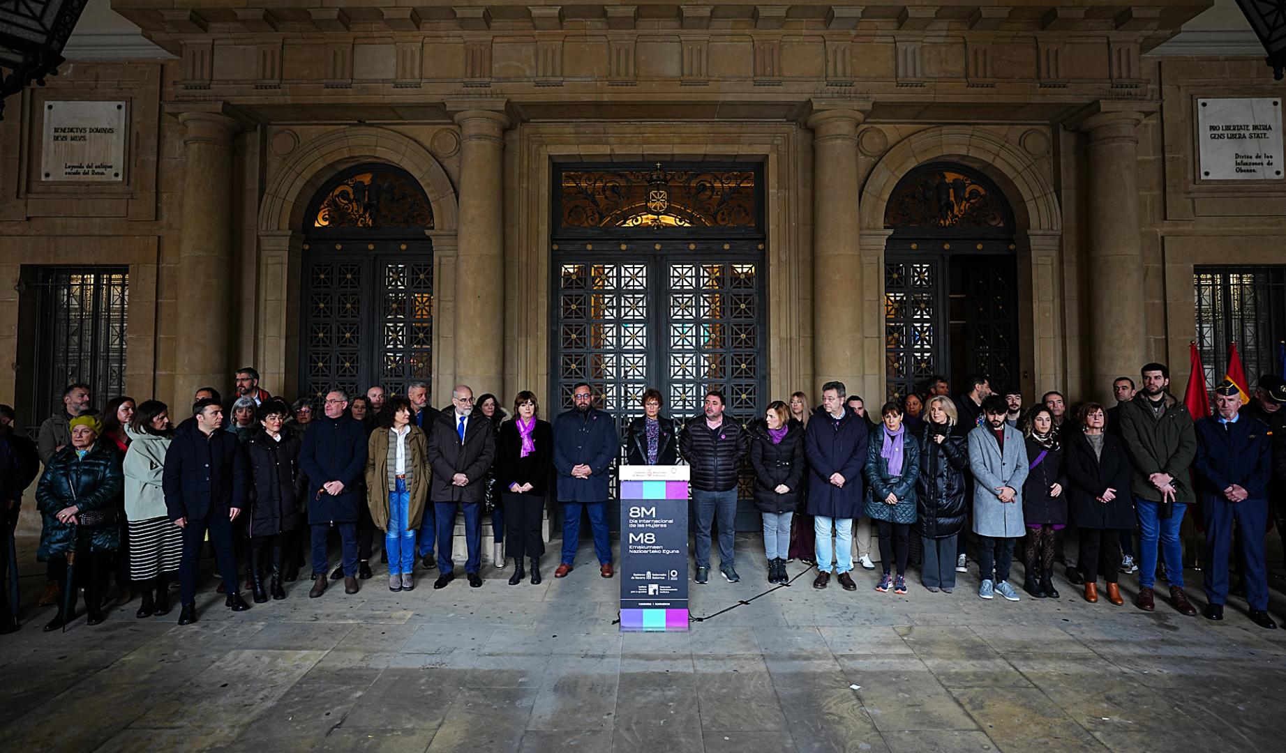 Concentración institucional ante el Palacio de Navarra este 8 de marzo