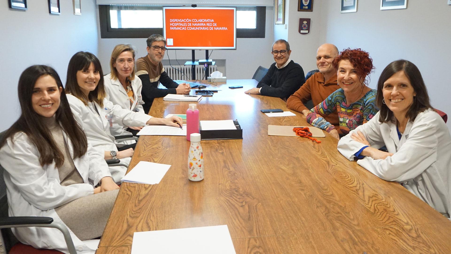Profesionales del Área de Salud de Tudela, la Subdirección de Farmacia y Prestaciones del SNS-O y del Colegio de Farmacéuticos de Navarra que colaboran en este programa de dispensación