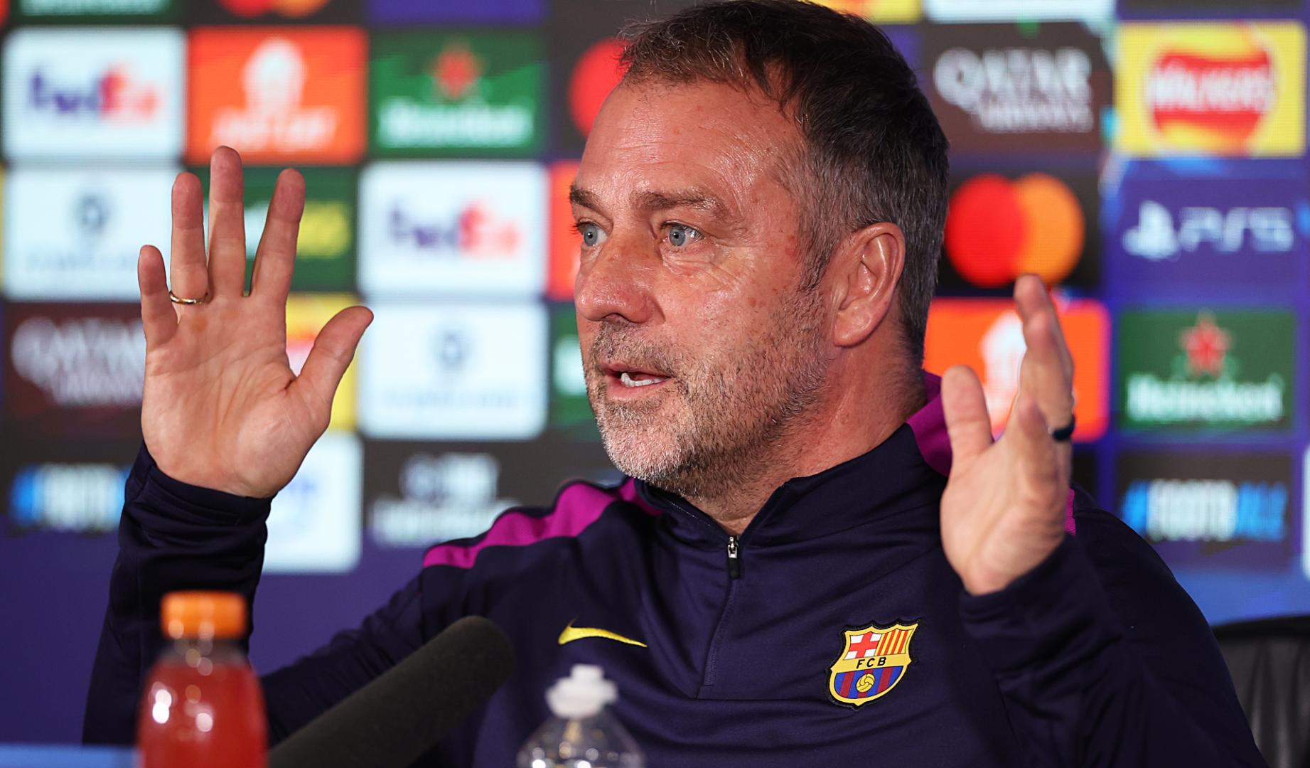 El técnico alemán del F.C: Barcelona, Hansi Flick durante al rueda de prensa previa al encuentro contra el Newcastle